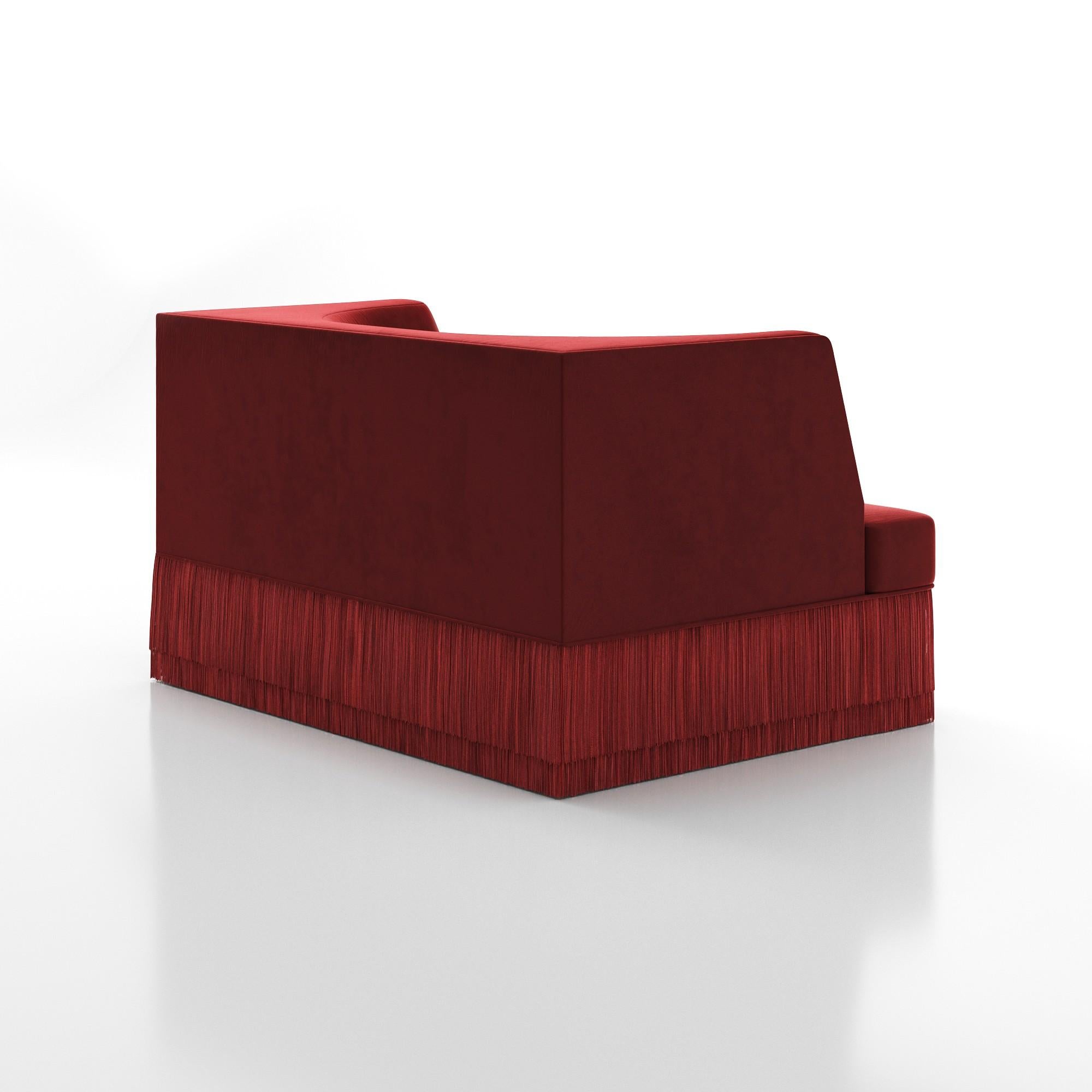 Fait main Fauteuil Alcove en velours d'Alpaga avec jupe à franges, Sidani Design/One en vente
