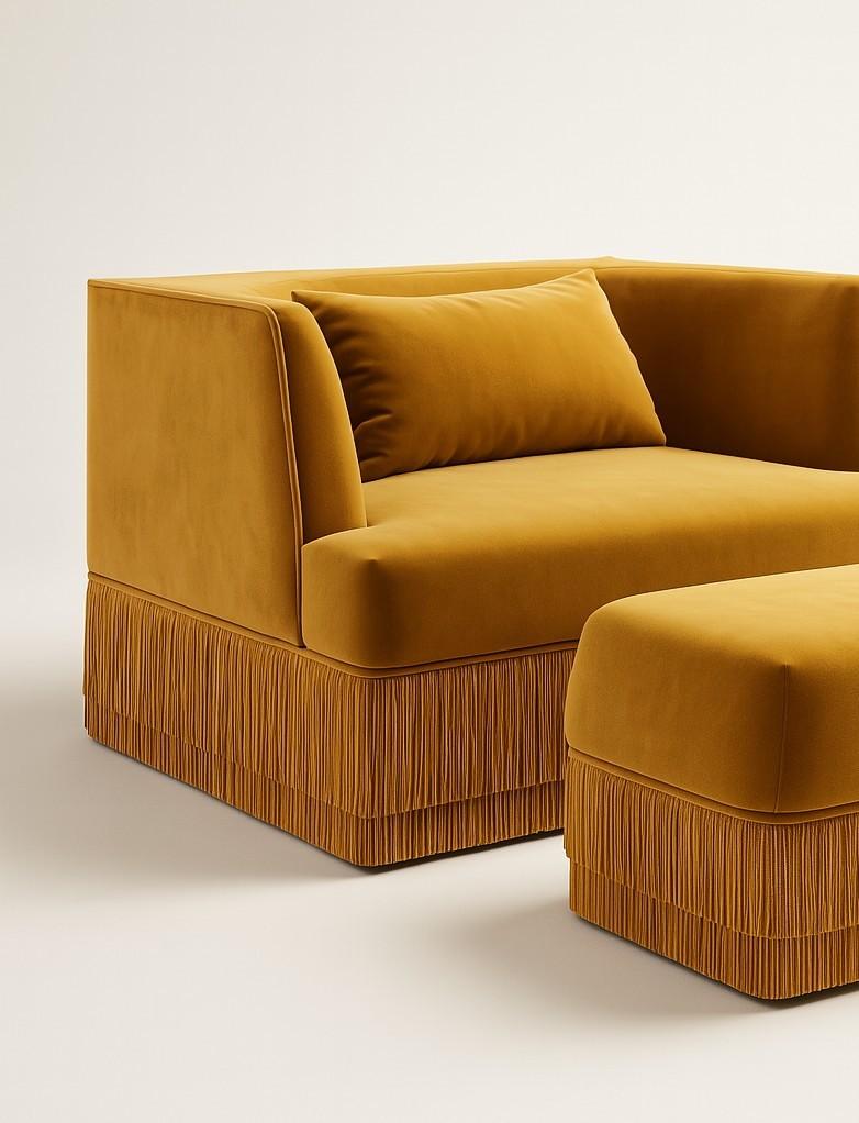 Alcove Contemporary Linear Armchair With Curved Back In Rose Blossom Velvet Portugués en venta