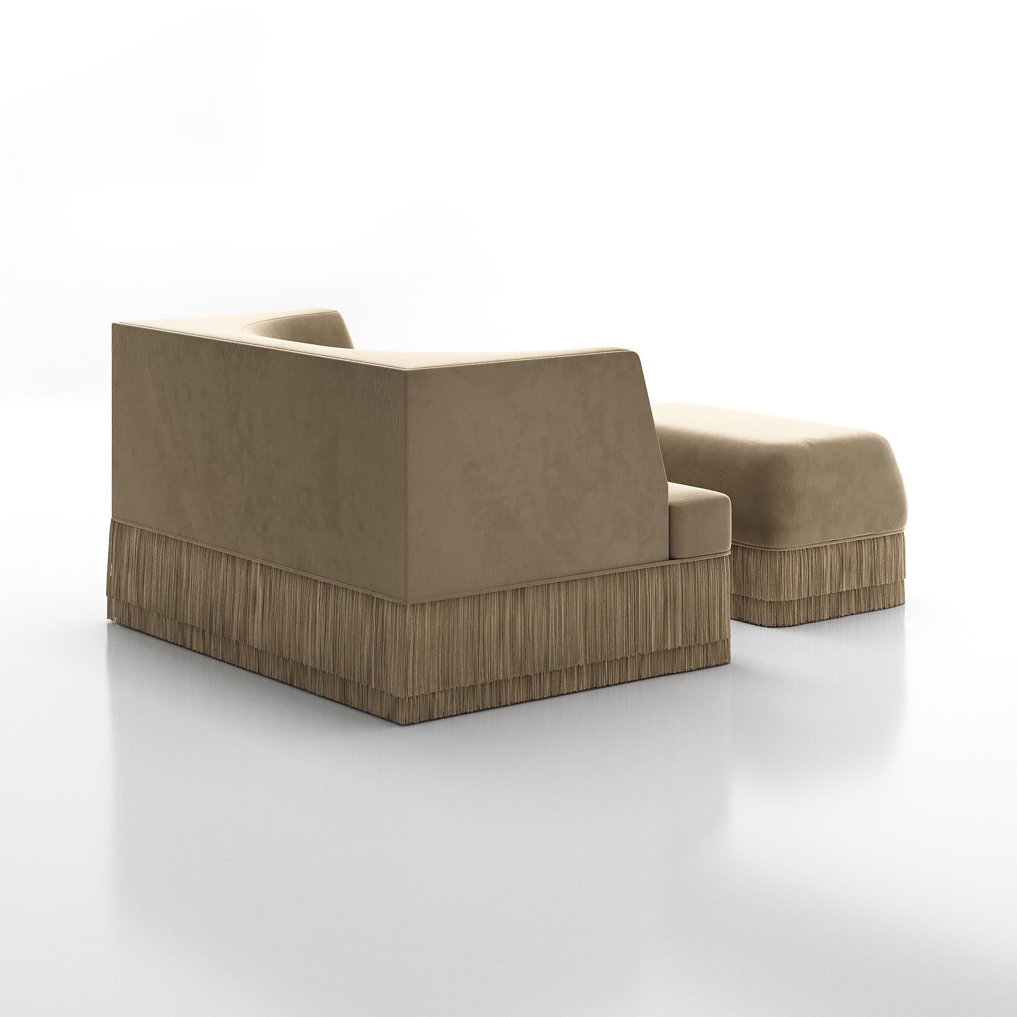 Alcove Fringe Sofa with Ottoman–Linear Form & Fringed Base By Sidani Design In New Condition For Sale In NEW YORK, NY