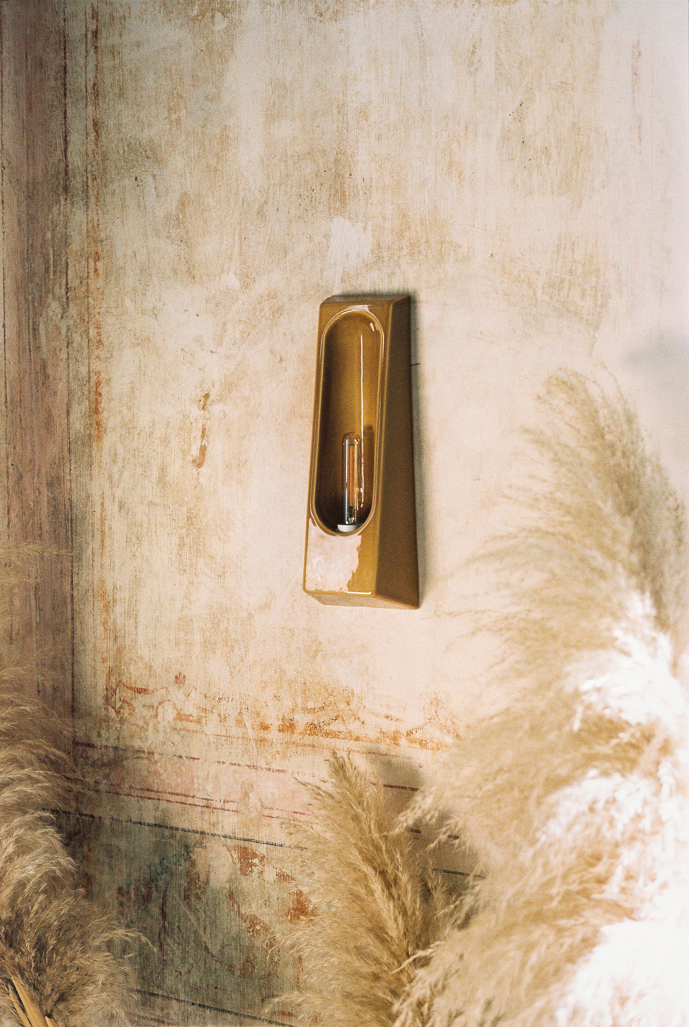 Alcove Ouro UL Moderno en venta