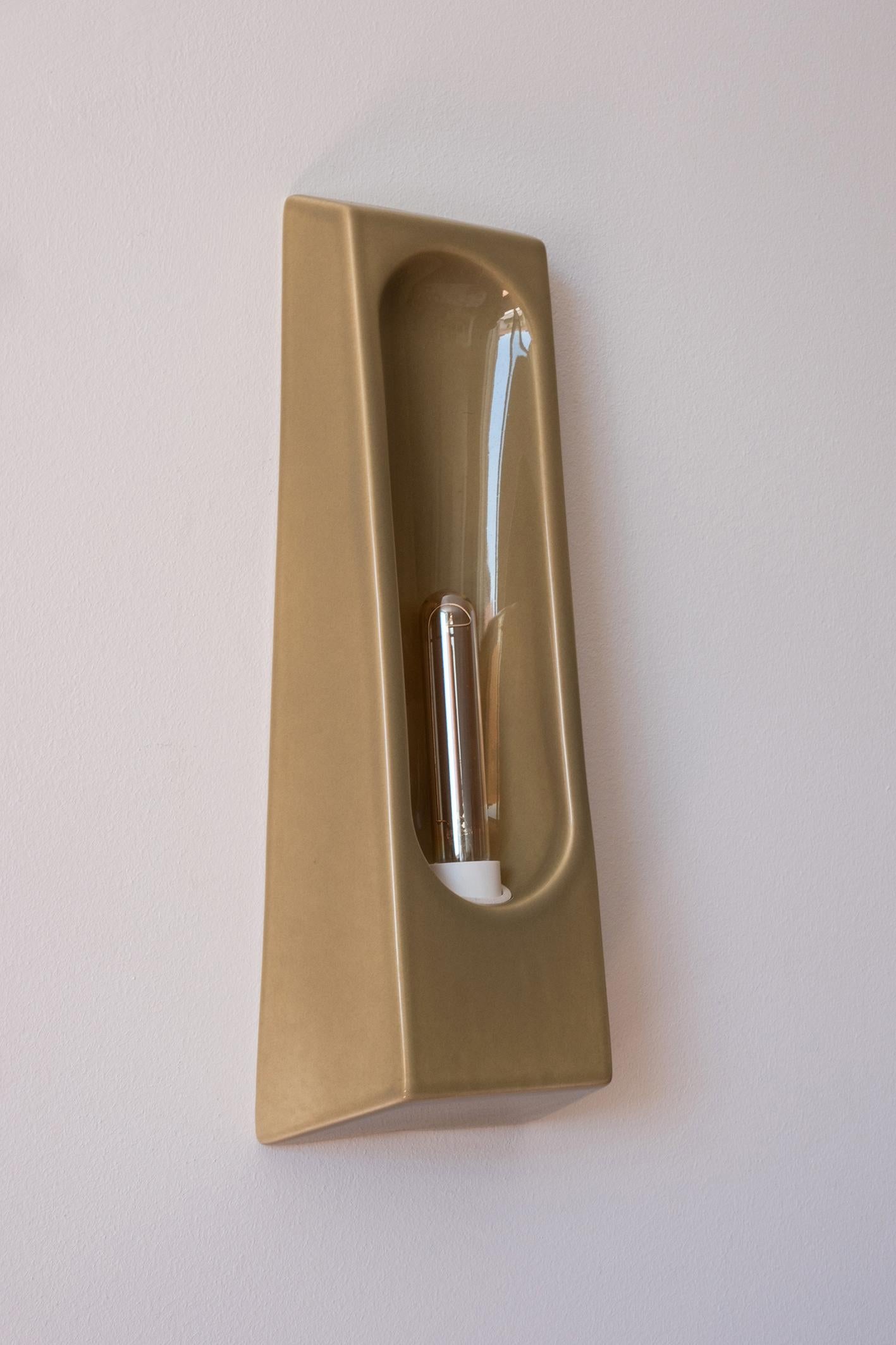 Modern Alcove Tilleul UL For Sale