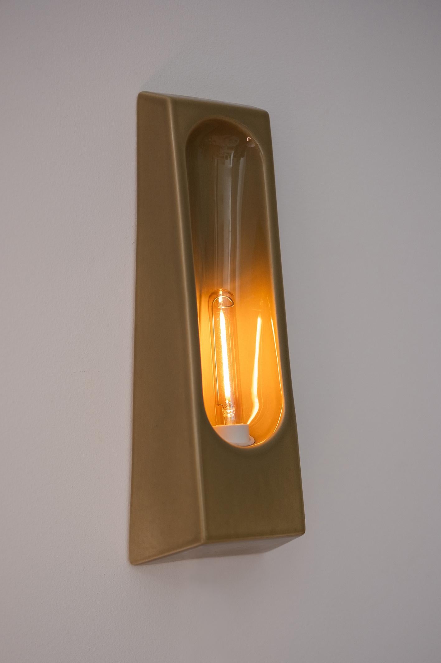 Contemporary Alcove Tilleul UL For Sale
