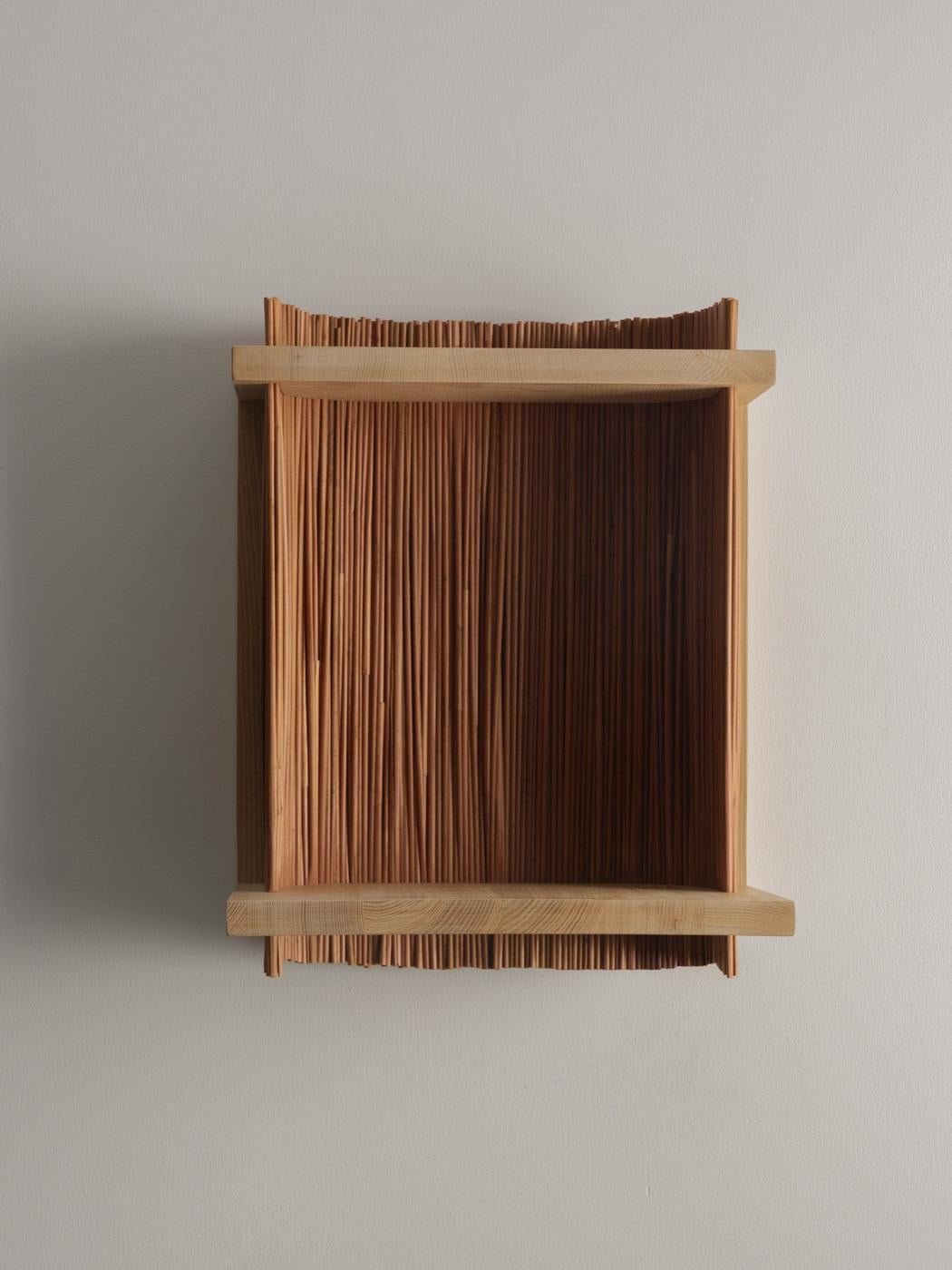 The ALCOVE wall shelf seeks to take a contemporary look at wooden furniture traditionally associated with mulching. Imagined by designer Sacha Parent, it offers privileged spaces for everyday objects.

Available in several modules, the ALCOVE wall