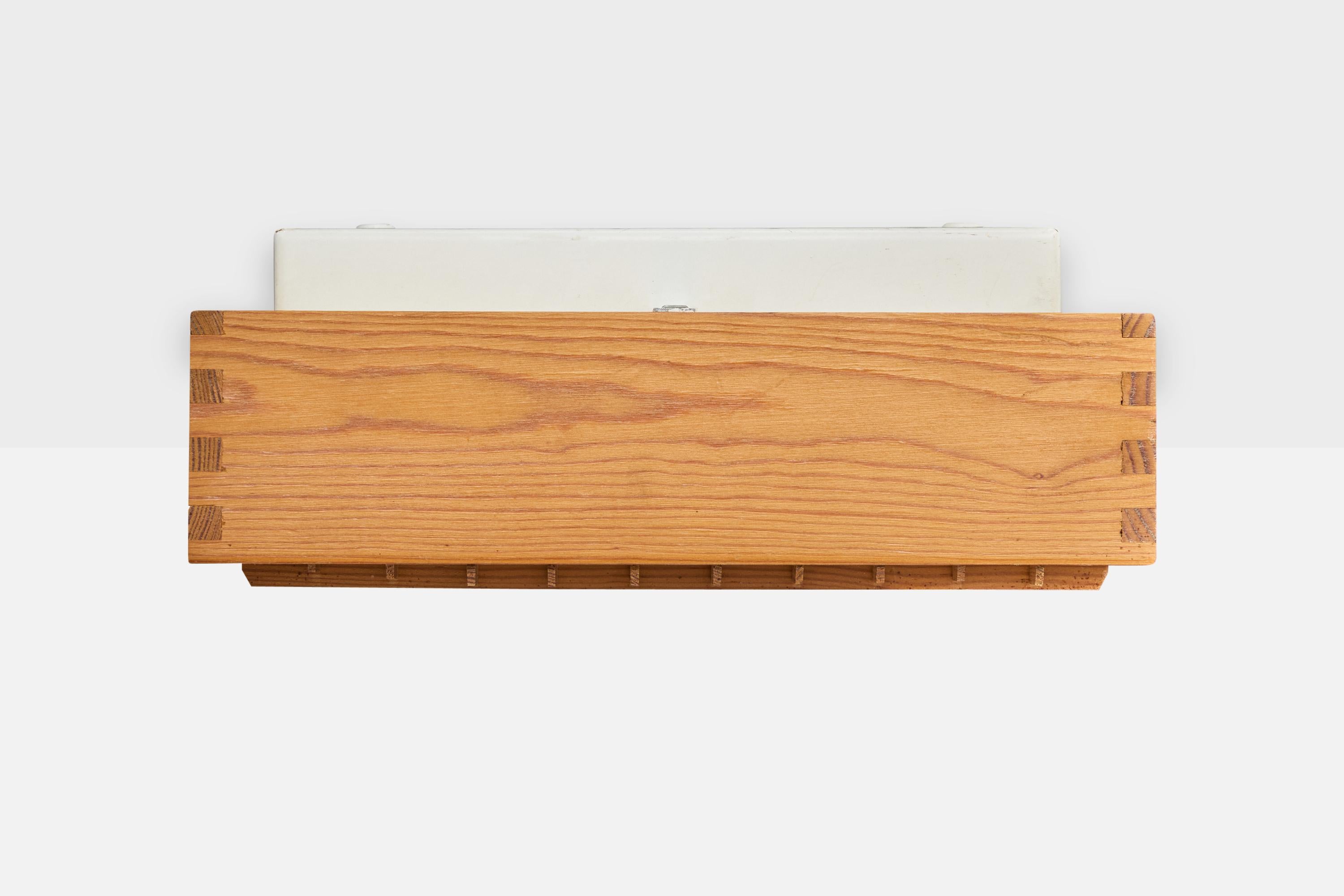 Suédois Alda, pin, métal, Suède, années 1980 en vente