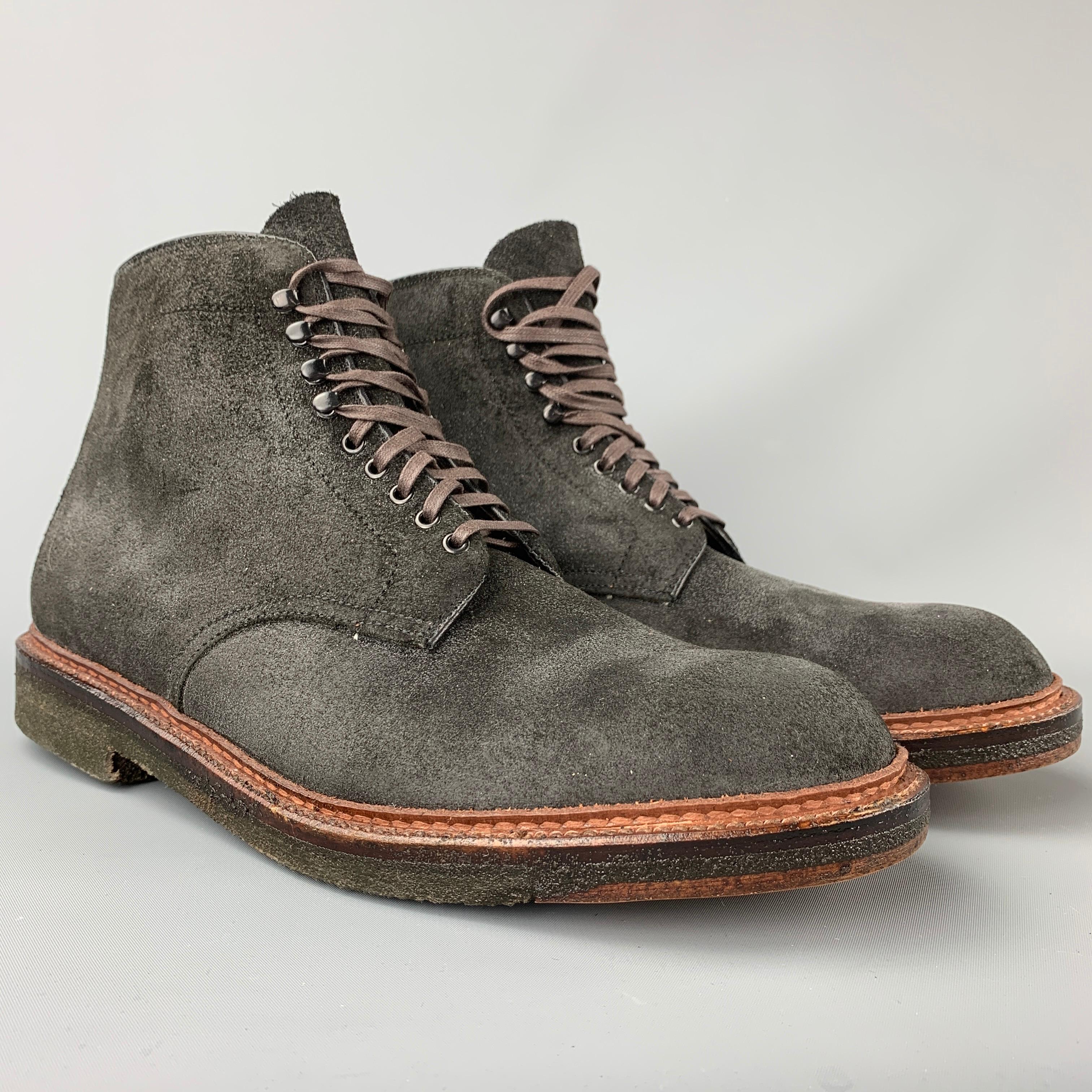 ALDEN boots comes in a black textured horween earth chamois leather featuring a ankle style, plantation crepe sole, leather toe patch, triple-ridged steel shank, and a lace up closure. Made in USA.

New With Box. 
Marked: 10
