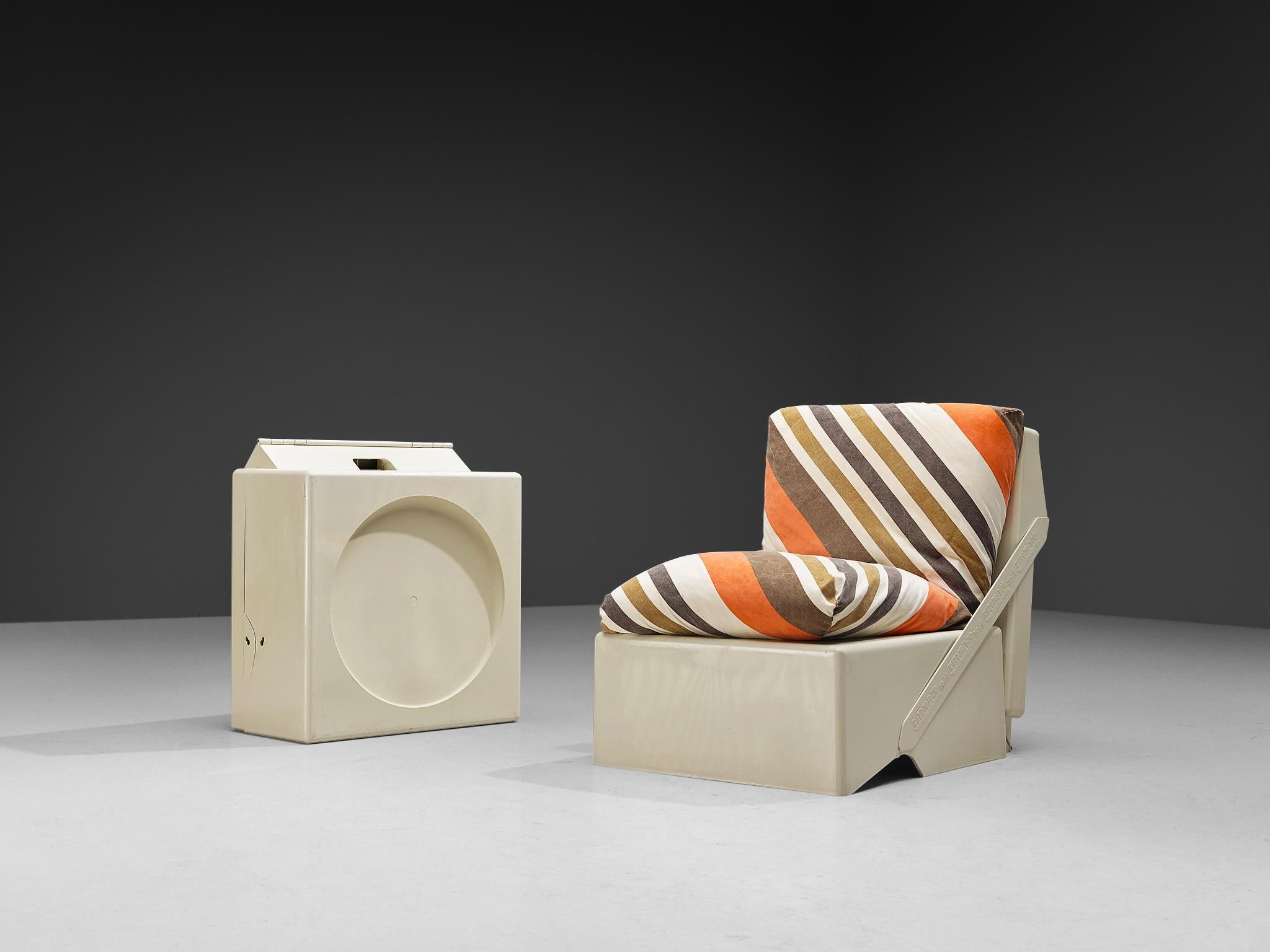 Fabric Aldo Barberi For Rossi di Albizzate ‘Break’ Portable Folding Lounge Chairs For Sale