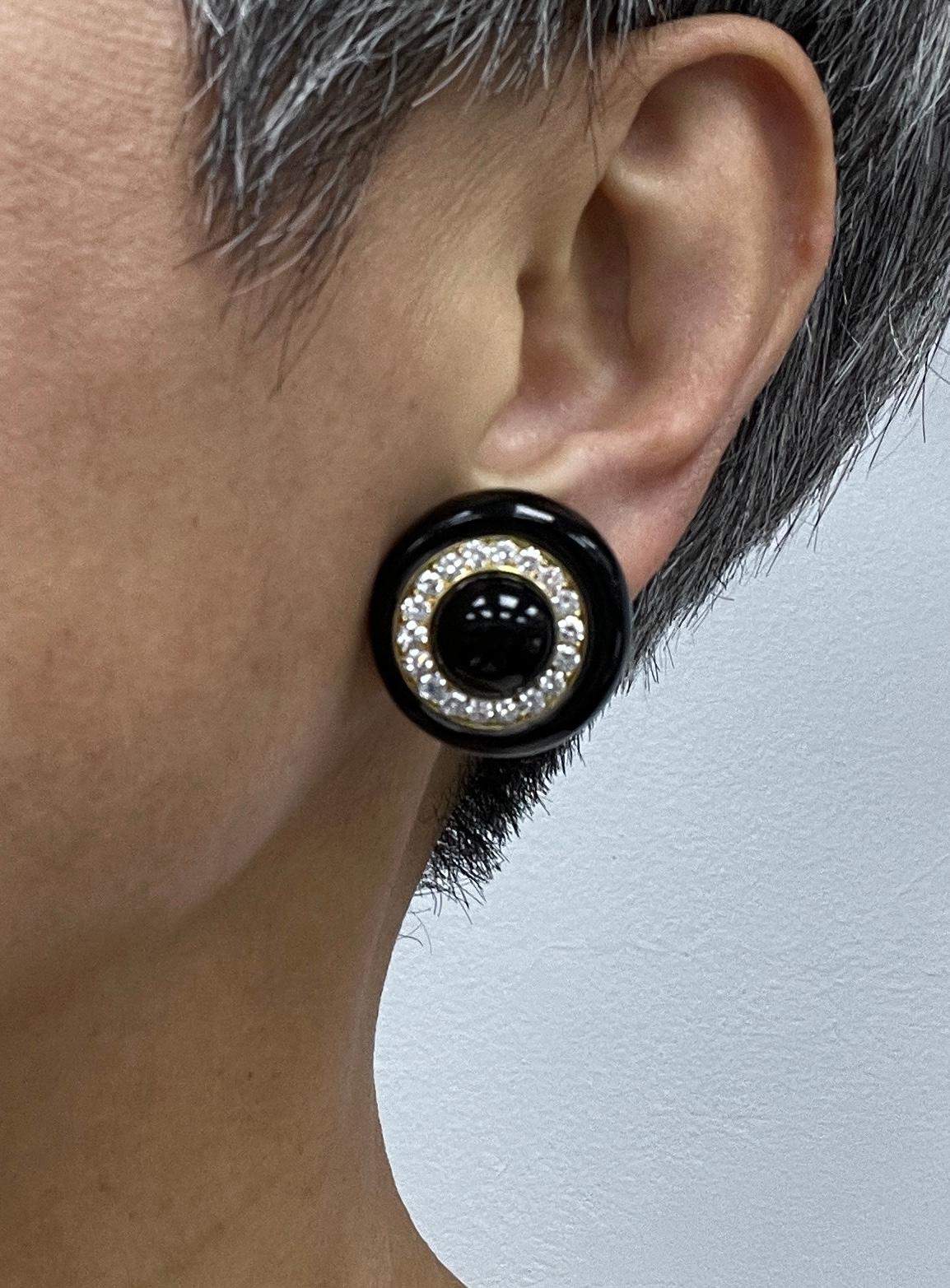 ALDO CIPULLO 18K Diamond Onyx Clip-on Earrings 1