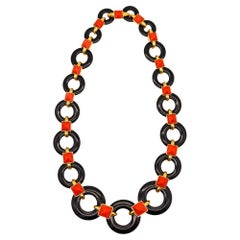 Aldo Cipullo 1970 Graduated Necklace in 18kt Yellow Gold with Red Coral and Onyx
