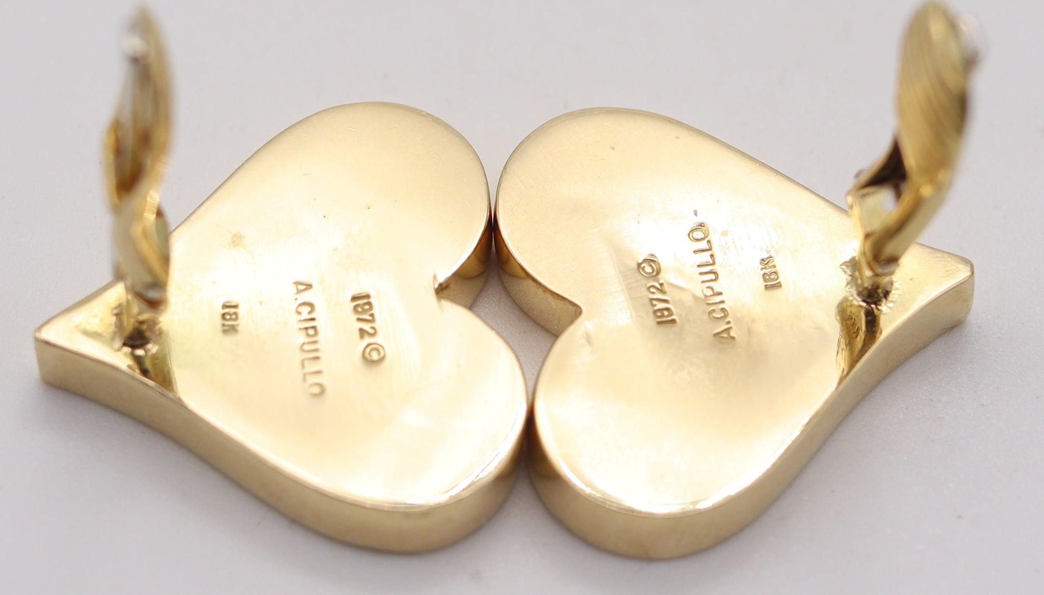 Donna ALDO Cipullo 1972 Orecchini a clip in oro giallo massiccio 18Kt, giocosi come un cuore in vendita