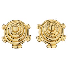 Aldo Cipullo Pendientes de clip Sputnik de oro Cartier