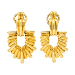 Aldo Cipullo Cartier Vintage 18 Karat Gold Door Knocker Ear-Clip Earring, 1970s