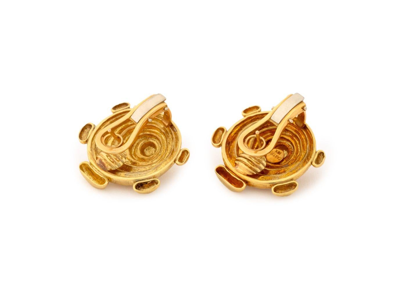 Aldo Cipullo pour Cartier Boucles d'oreilles en or jaune 18 carats en vente 3