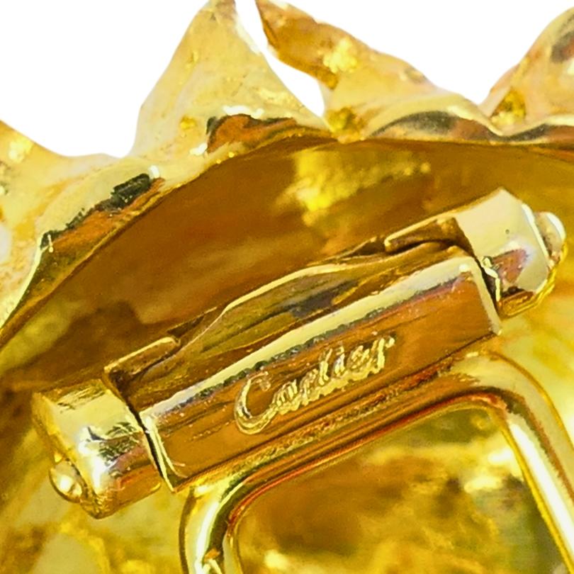 Aldo Cipullo for Cartier Seahorse Brooch Gold Enamel Gemstones In Good Condition For Sale In Beverly Hills, CA