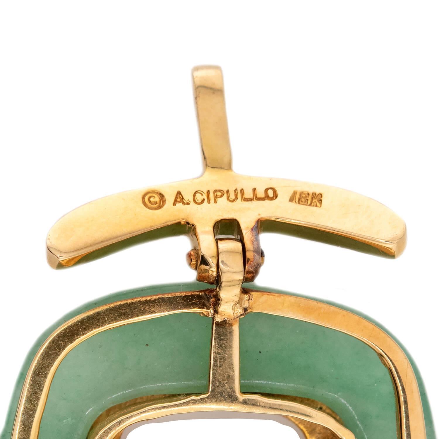 Grezzo Ciondolo a forma di mano di Hamsa in giada vintage 18k di ALDO Cipullo in vendita