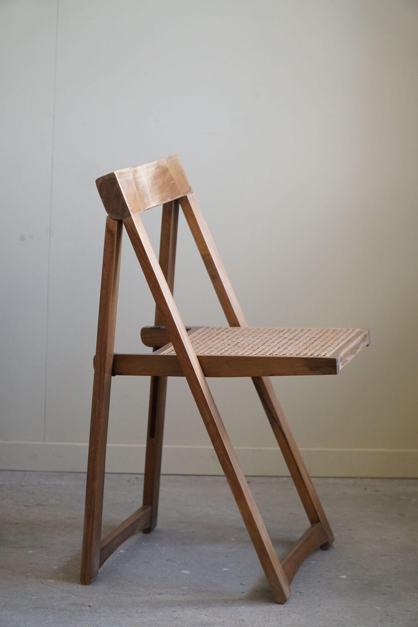 Aldo Jacober, ensemble de 4 chaises pliantes avec sièges en rotin, moderne italien, années 1960 en vente 5