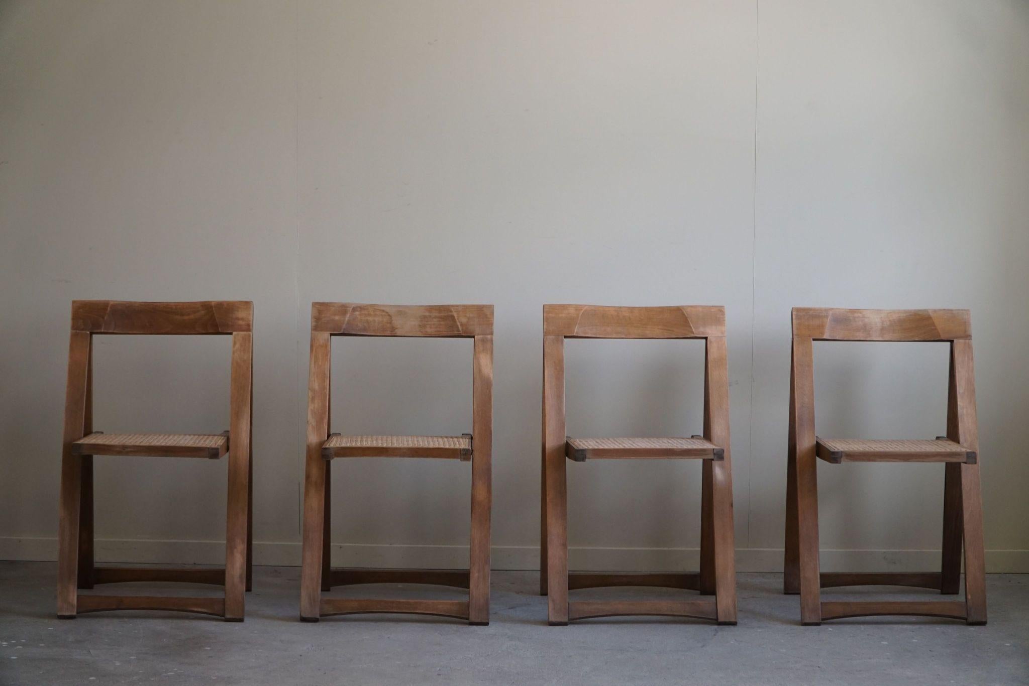 Aldo Jacober, ensemble de 4 chaises pliantes avec sièges en rotin, moderne italien, années 1960 en vente 7