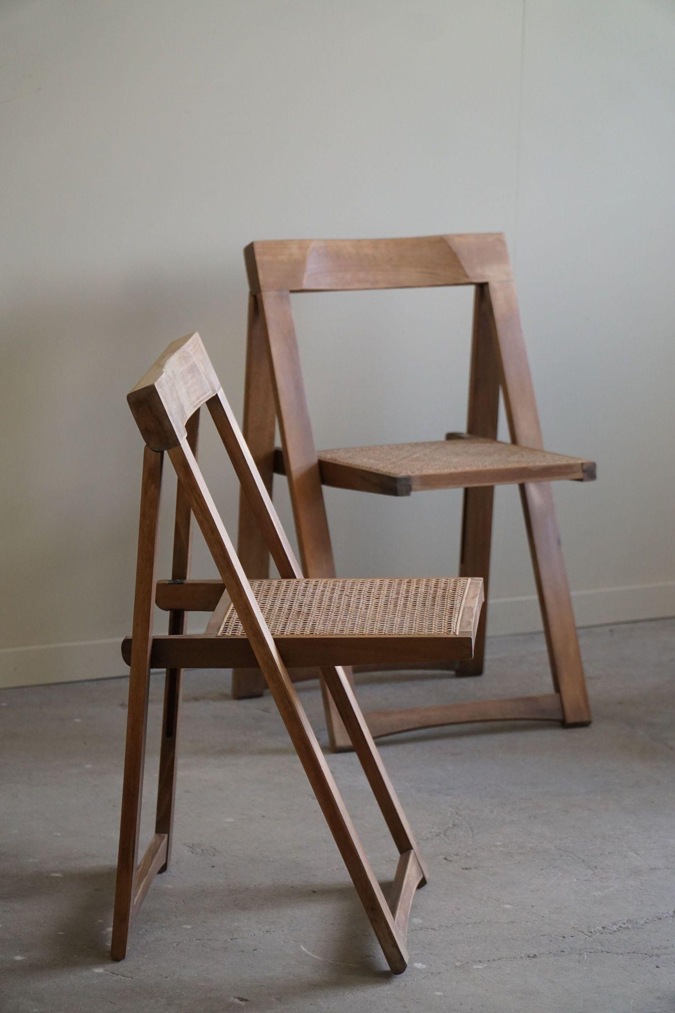 Aldo Jacober, ensemble de 4 chaises pliantes avec sièges en rotin, moderne italien, années 1960 en vente 8