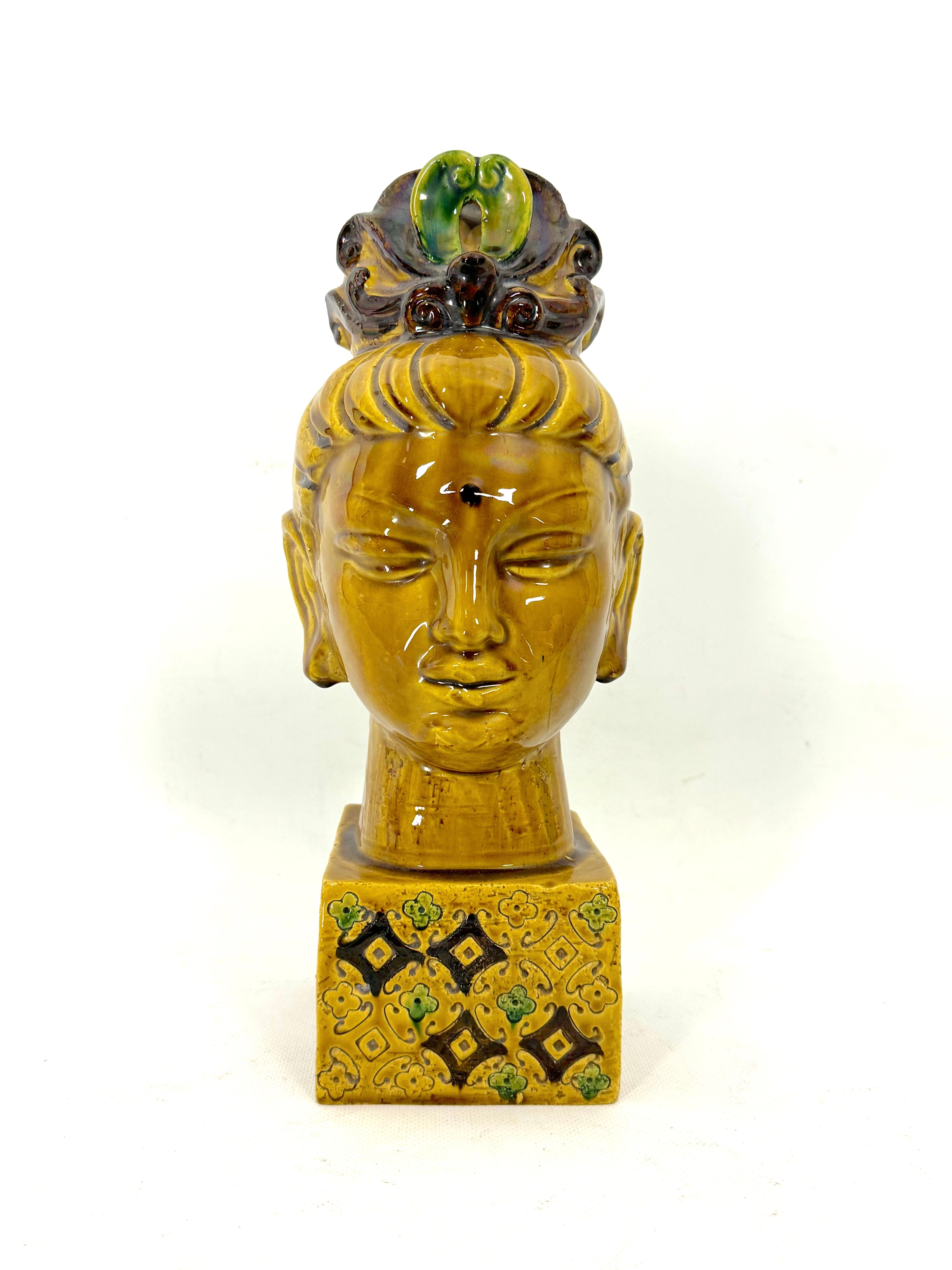 Great vintage condition with normal trace of age and use for this Buddha head, made from ceramic and designed by Aldo Londi for Bitossi. Produced in Italy during the 60s
