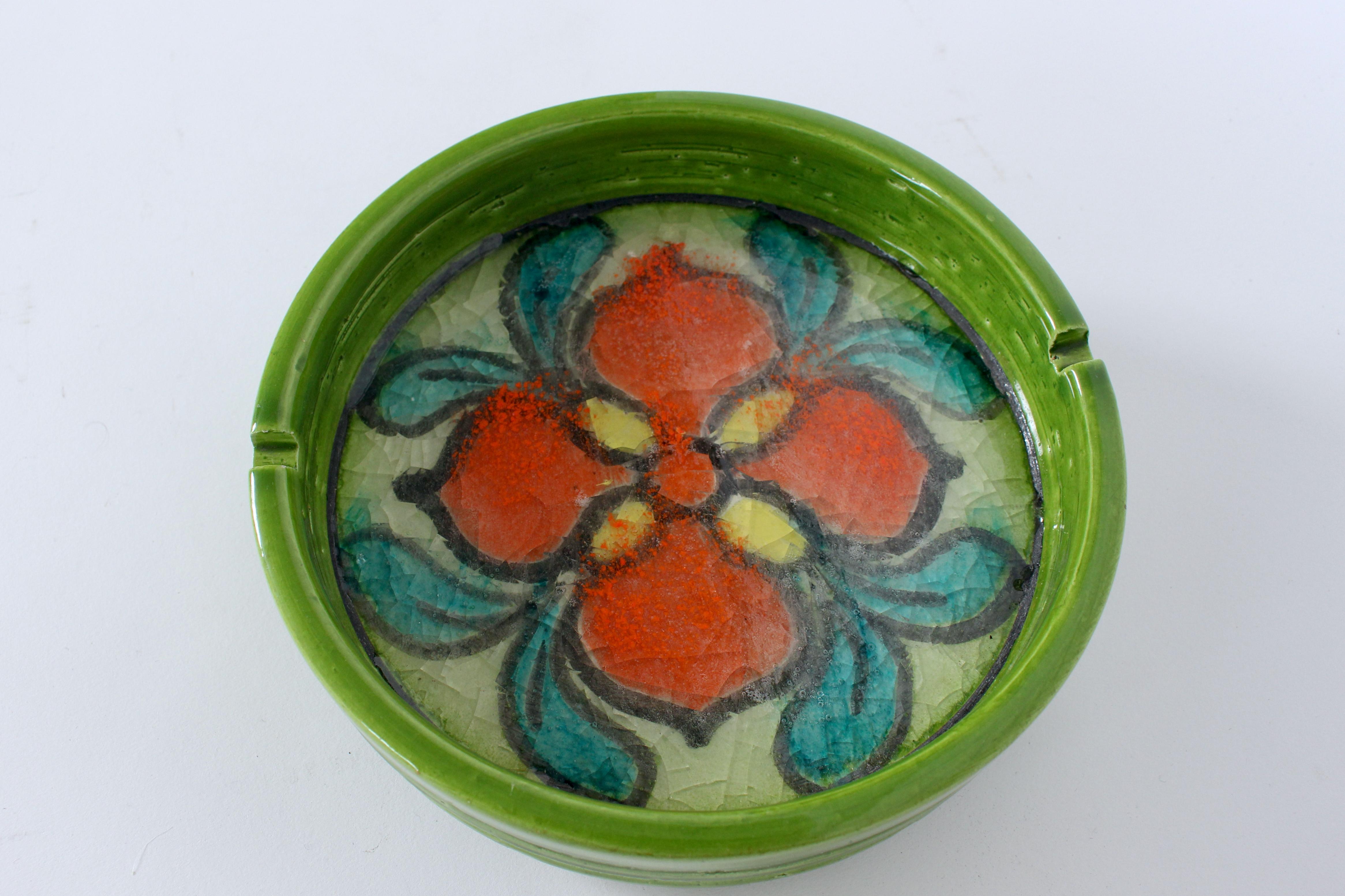 Cenicero de cerámica Aldo Londi Bitossi Primavera Floral Verde y Rojo Italiano en venta