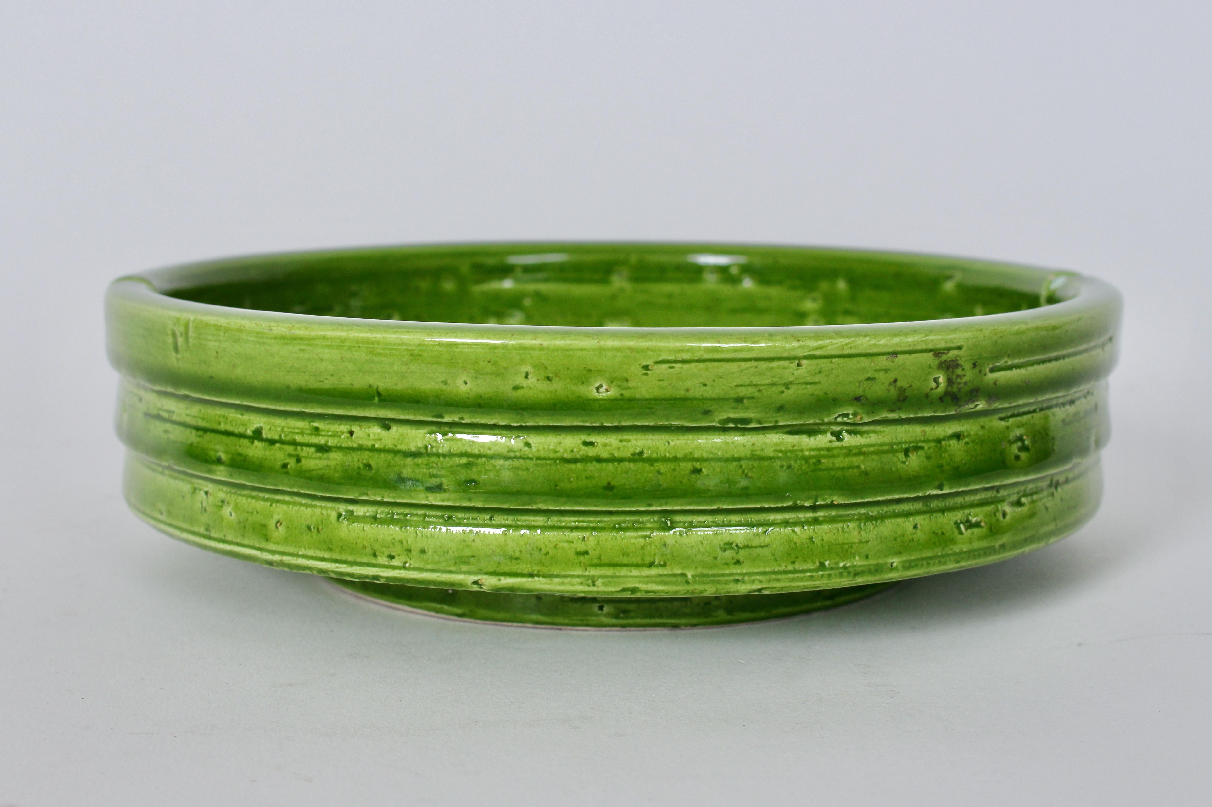 Cenicero de cerámica Aldo Londi Bitossi Primavera Floral Verde y Rojo en Bueno estado para la venta en Bainbridge, NY