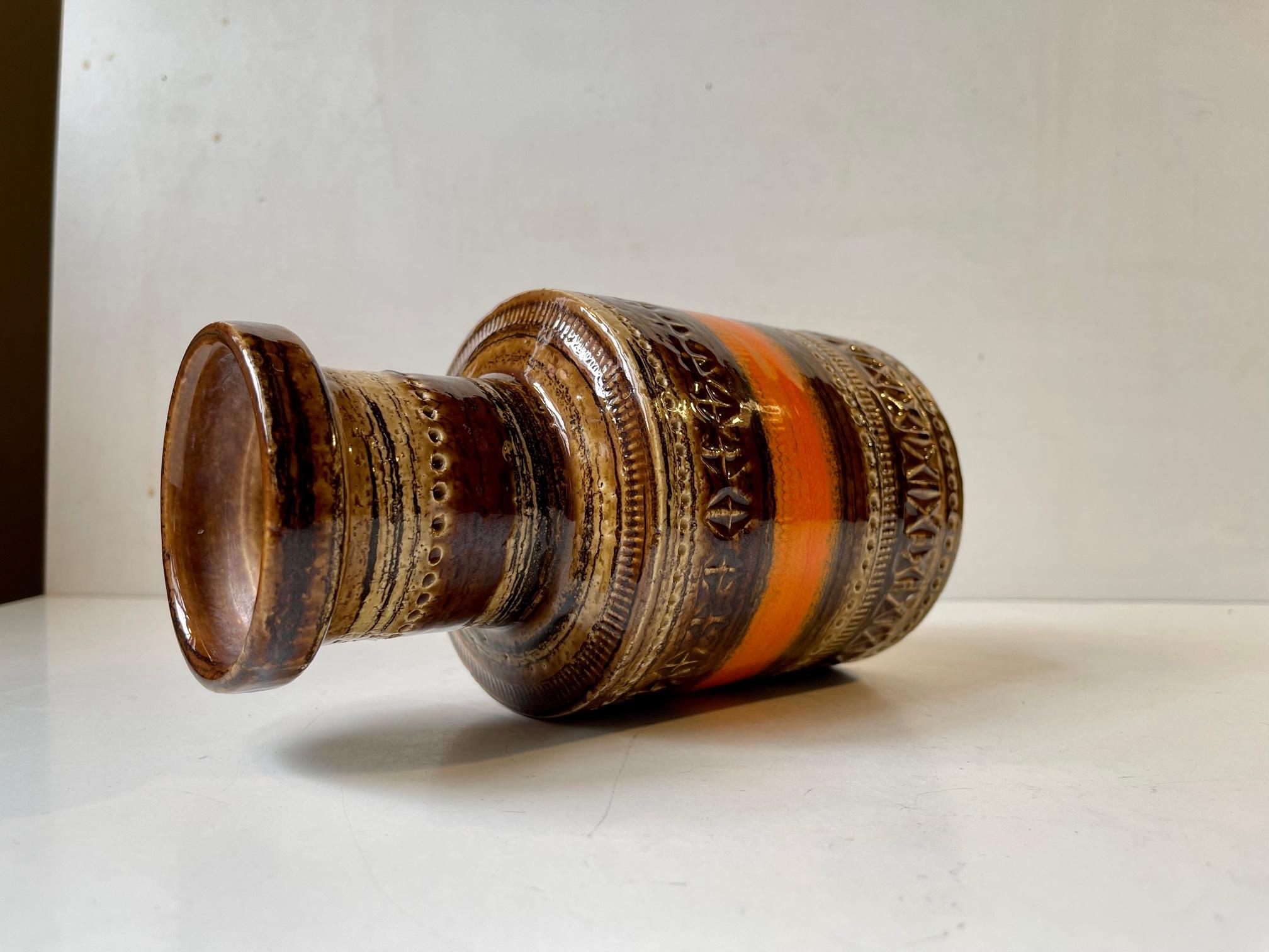 Italian Aldo Londi - Bitossi for Raymor Glazed Stoneware Vase in Sahara Decor, Italy 60s For Sale