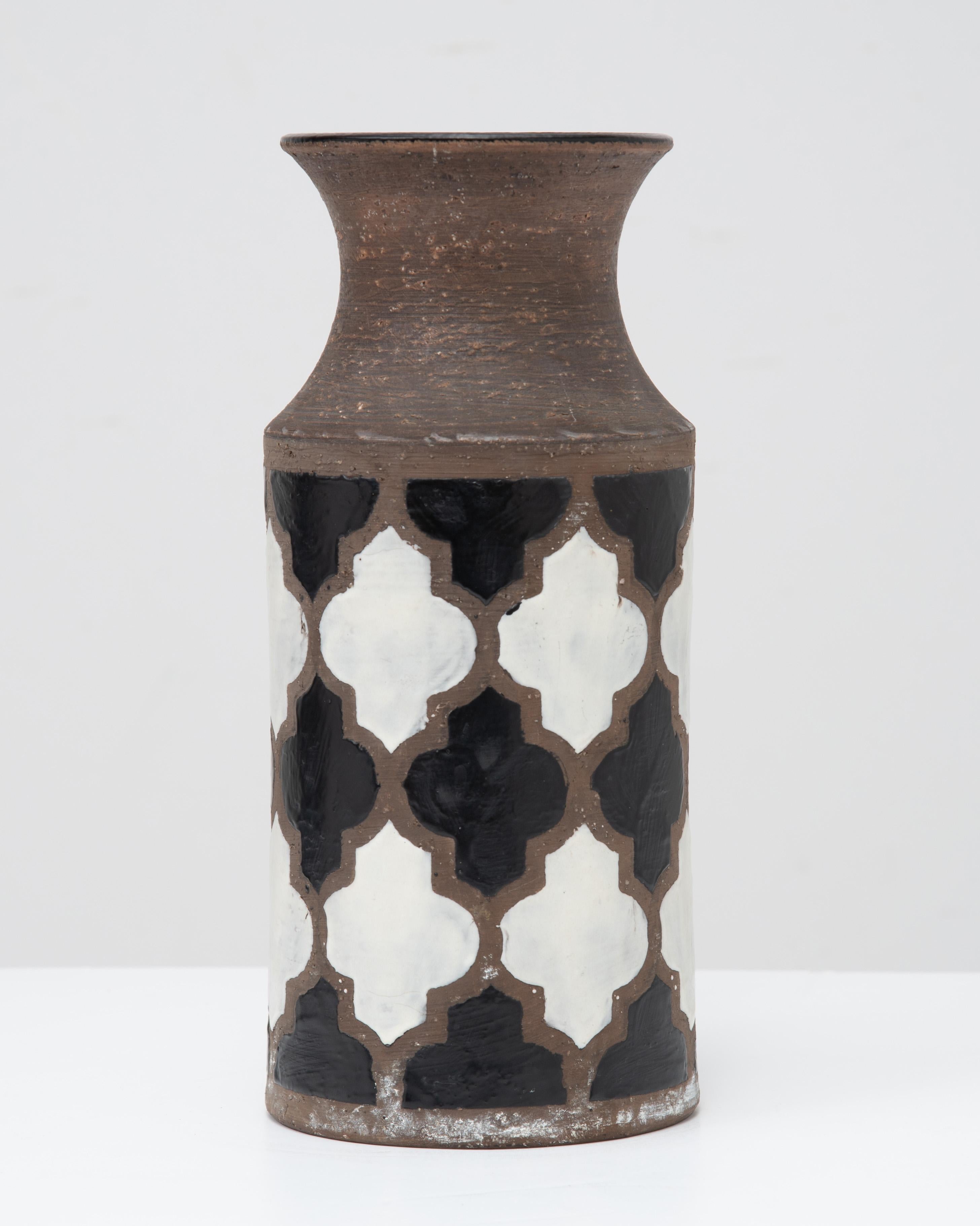 Mid-20th Century Aldo Londi Bitossi Mid Century Hand Thrown Vase Raymor 8571b Italy For Sale