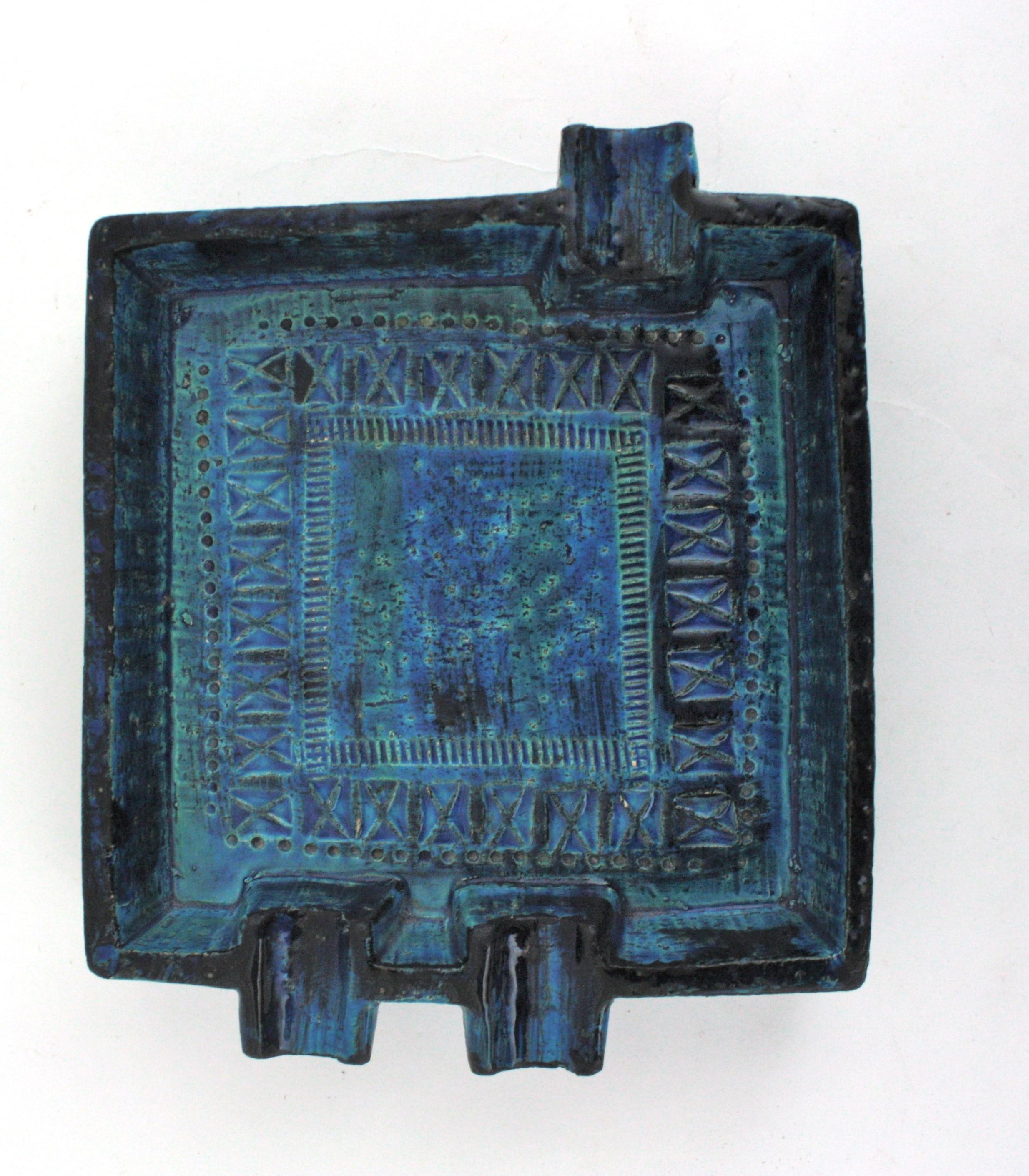 Céramique Aldo Londi Bitossi Grand cendrier carré en céramique émaillée bleue en vente