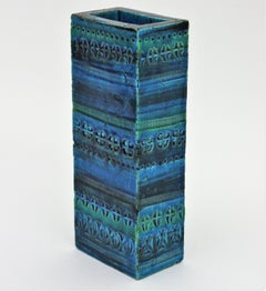 Vase rectangulaire en céramique émaillée bleue Aldo Londi Bitossi Rimini