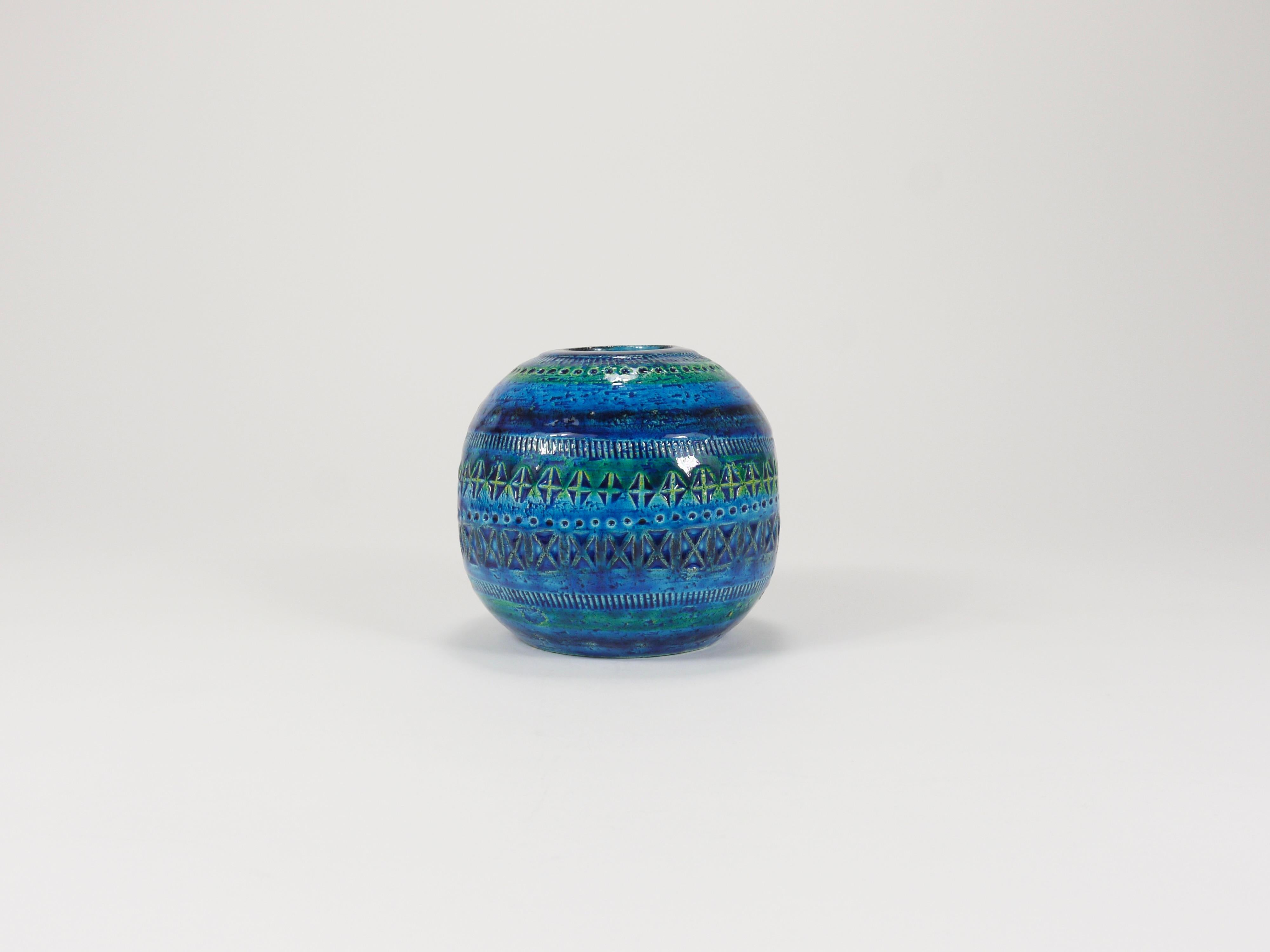 20ième siècle Aldo Londi Bitossi Vase Ball and Ball en céramique émaillée bleue du milieu du siècle, Italie, 1950 en vente