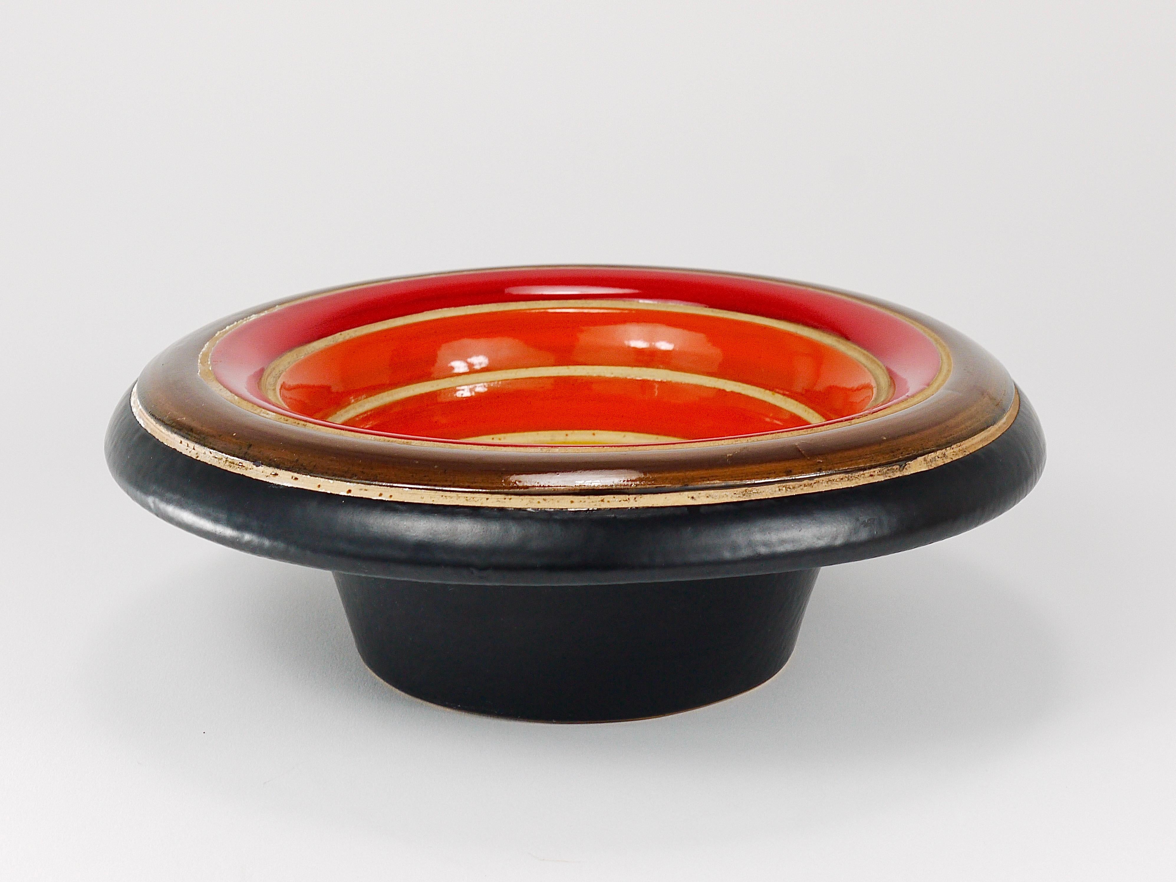 Mid-Century Modern Bol de centre de table en céramique rayé du milieu du siècle dernier, Aldo Londi Bitossi, Italie, années 1960 en vente