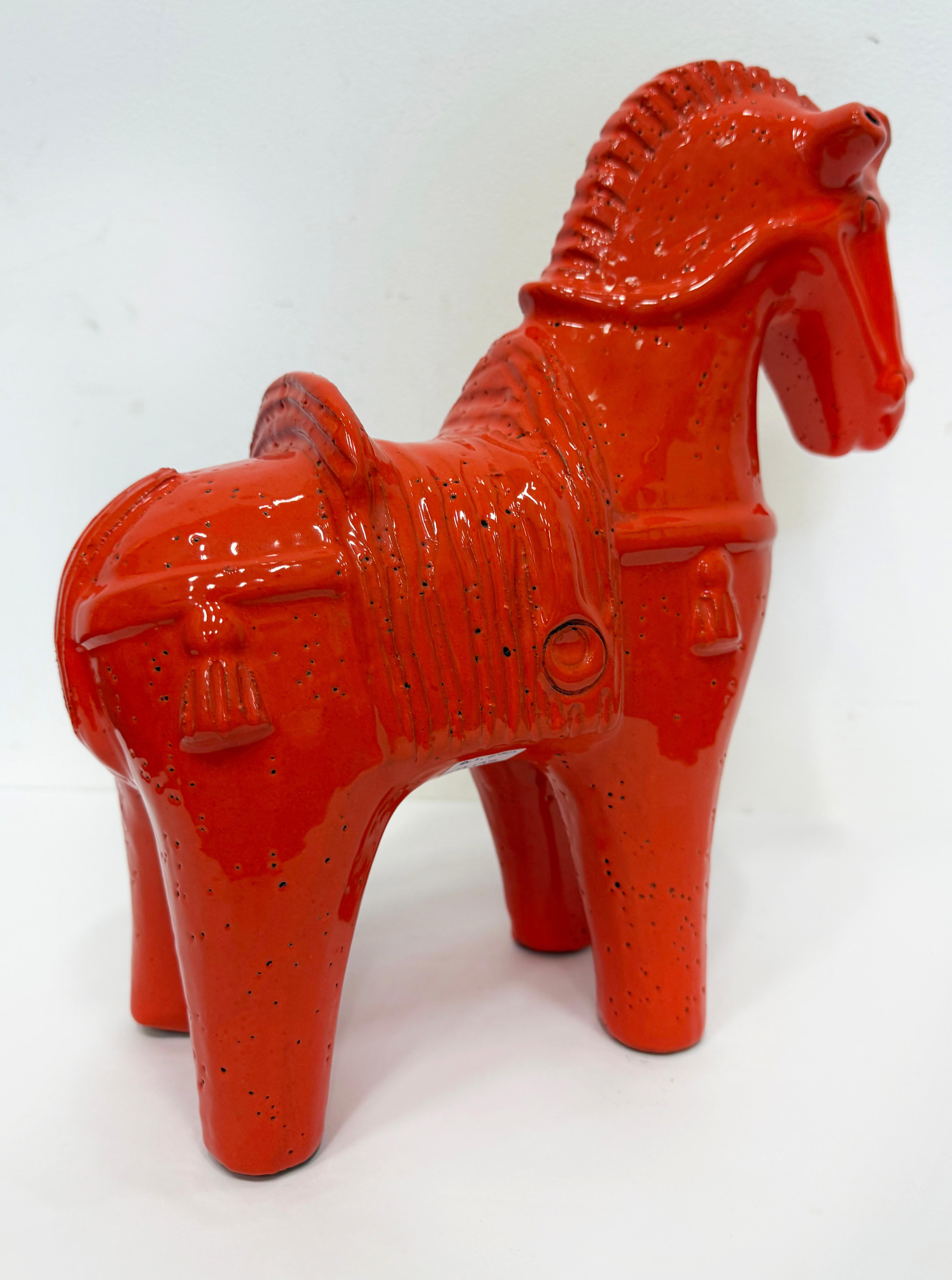 Scultura di cavallo in ceramica smaltata vintage di Aldo Londi Bitossi, anni '60 - Italia 

In vendita una grande scultura di cavallo in ceramica smaltata rosso-arancio del 1960 di Aldo Londi per Bitossi.  Si tratta di un pezzo da collezione di