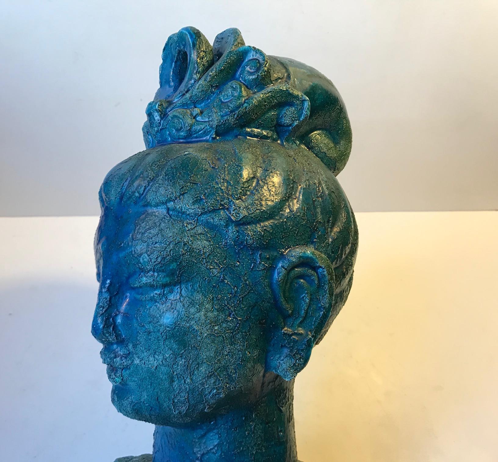 Aldo Londi Buddha Bust of Guanyin in Blue Cinese Glaze, Bitossi, 1960s In Good Condition For Sale In Esbjerg, DK
