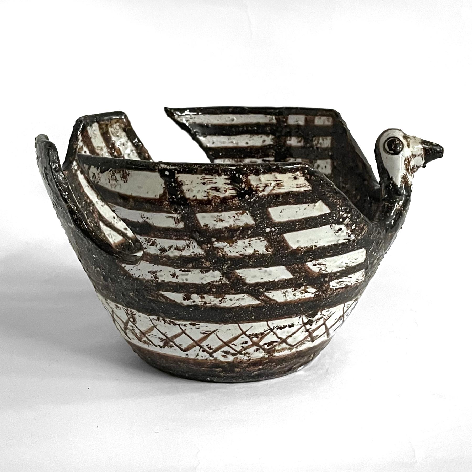 Mid-20th Century Aldo Londi Ceramic Bird Bowl by Bitossi