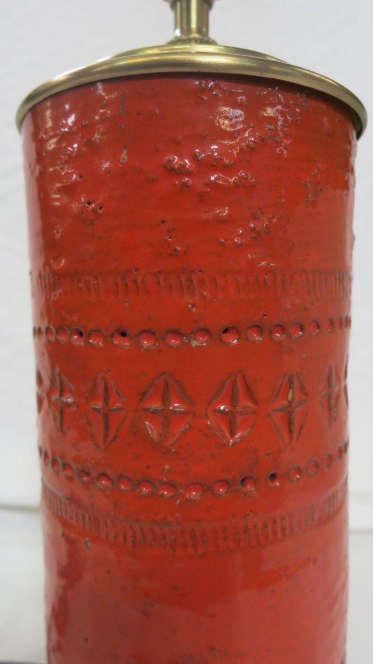 Autre Lampe de table cylindrique en céramique orange conçue par Aldo Londi pour Bitossi:: années 1950 en vente