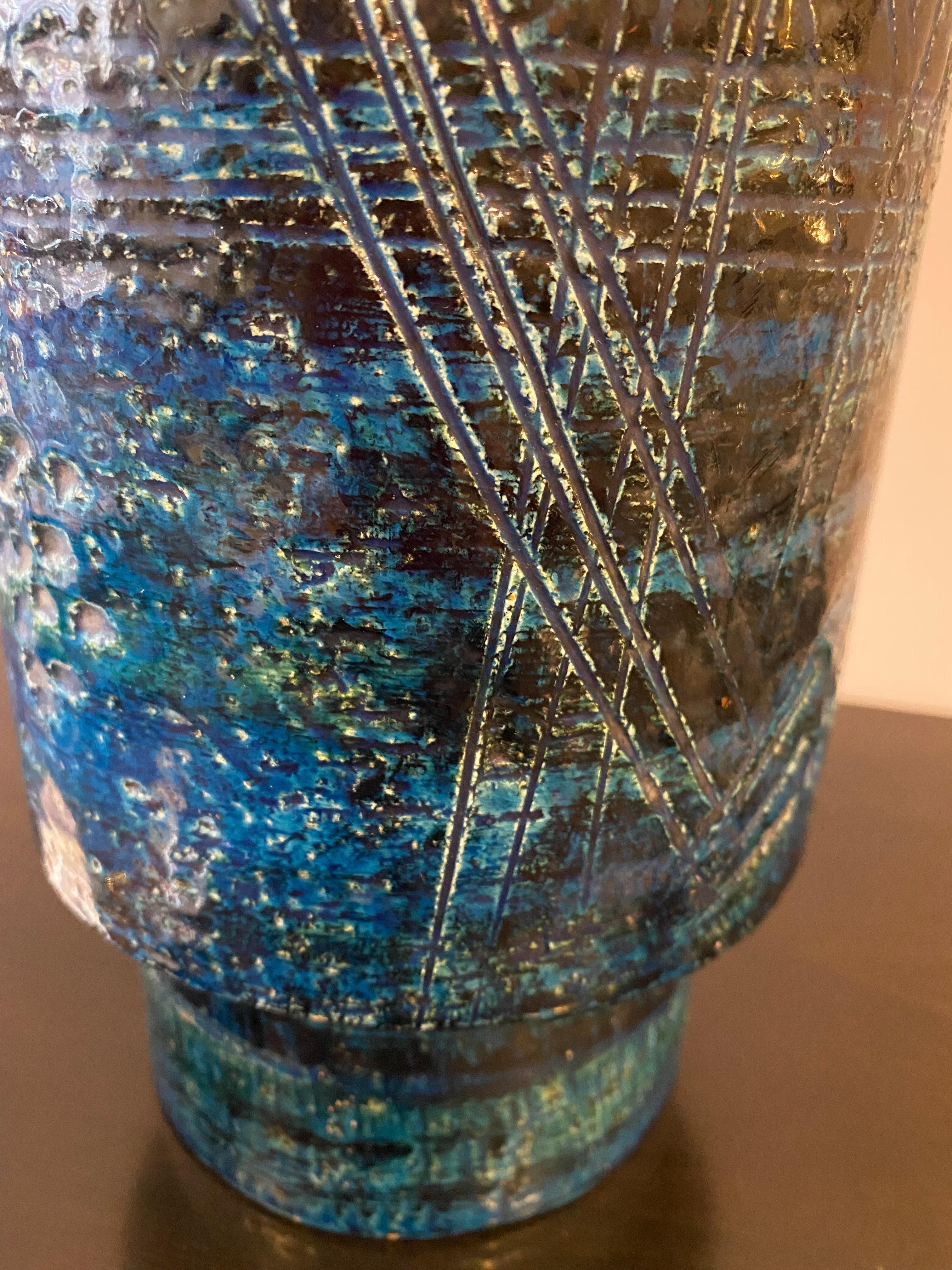Aldo Londi for Bitossi Tall Ceramic Vase in Rimini Blu In Good Condition For Sale In Philadelphia, PA