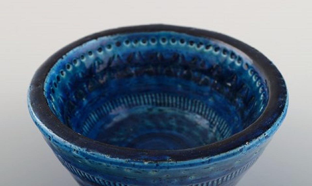 Aldo Londi for Bitossi. Bowl in Rimini-Blue Glazed Ceramics, 1960's In Excellent Condition In Copenhagen, DK