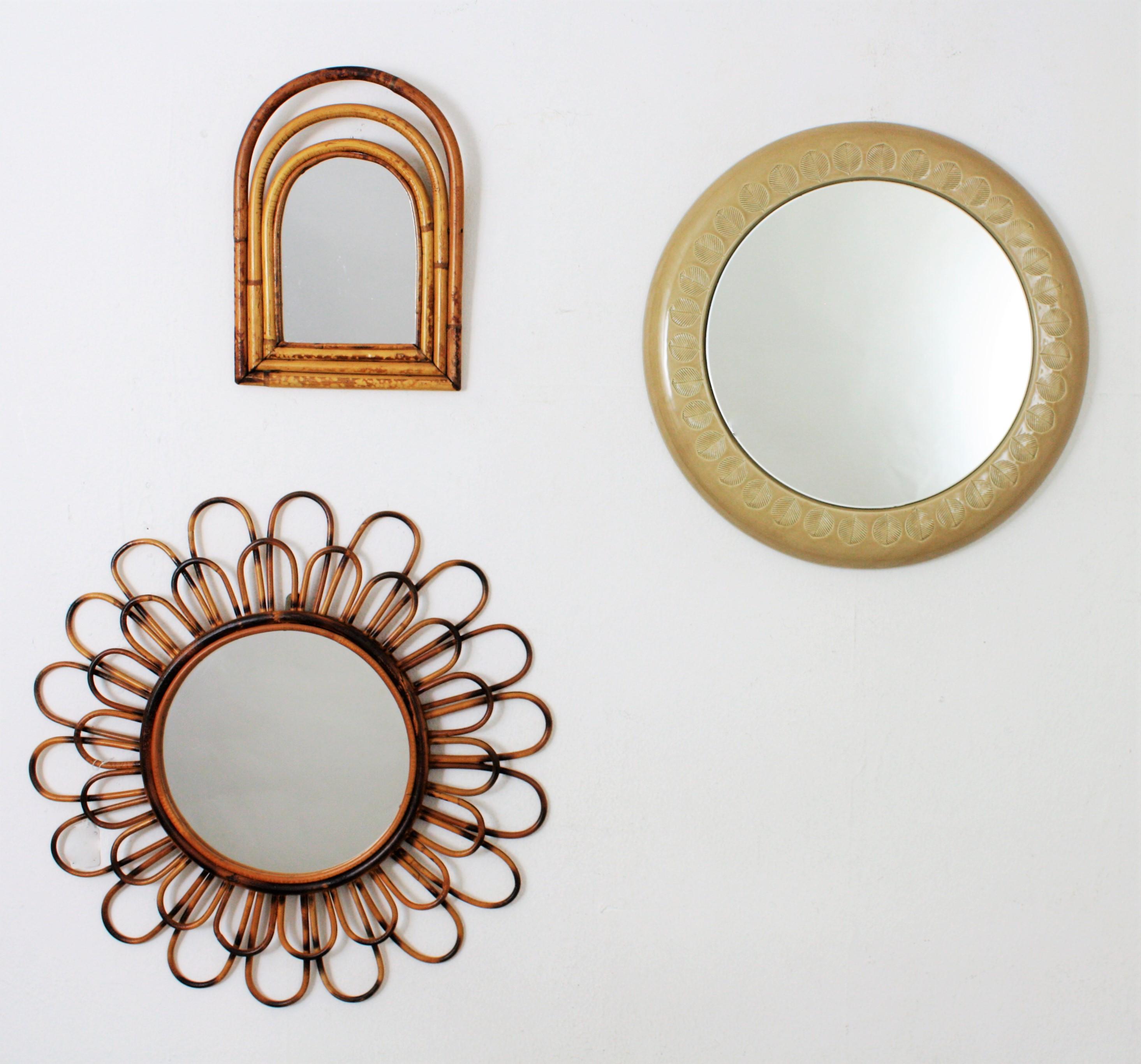 large round wall mirror