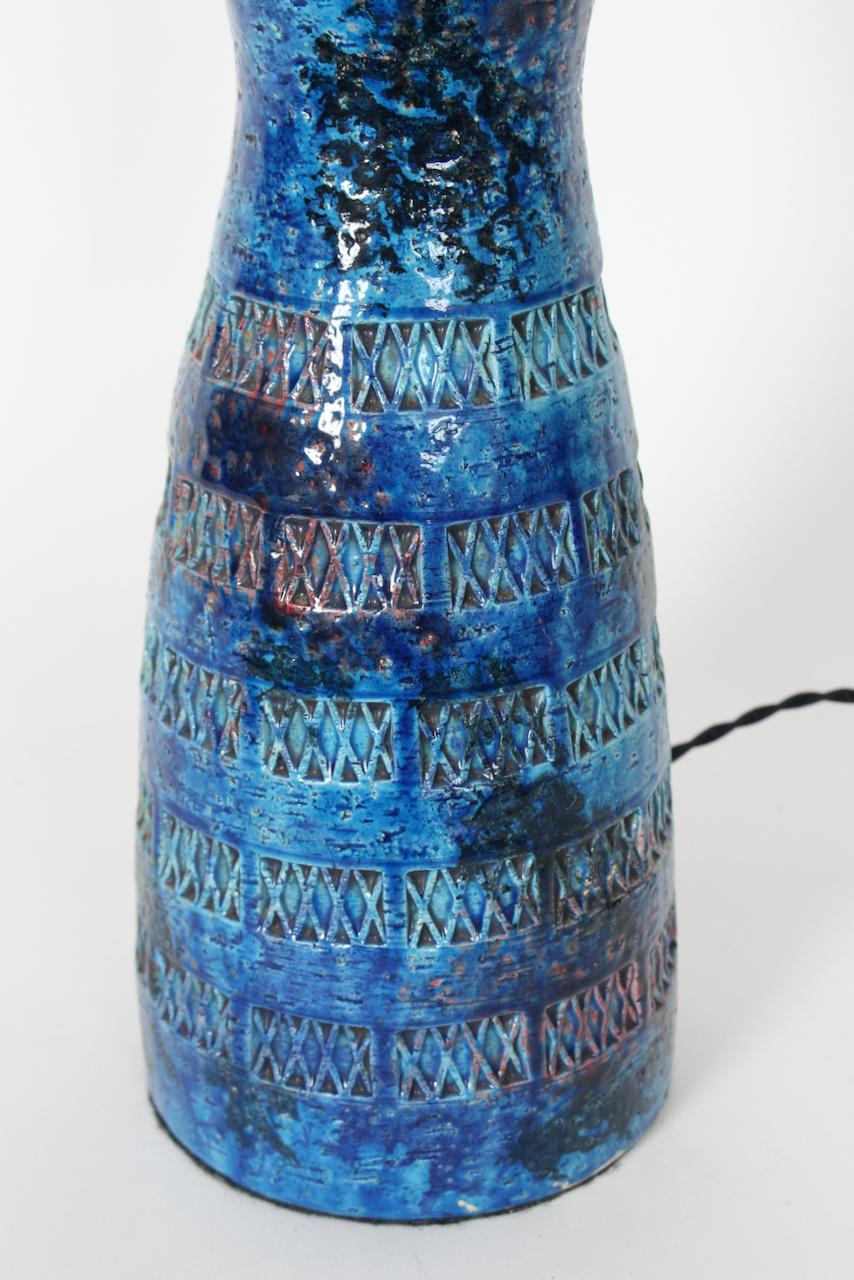 Aldo Londi for Bitossi Incised Rimini Blue Toned Pottery Table Lamp, 1950's For Sale 6