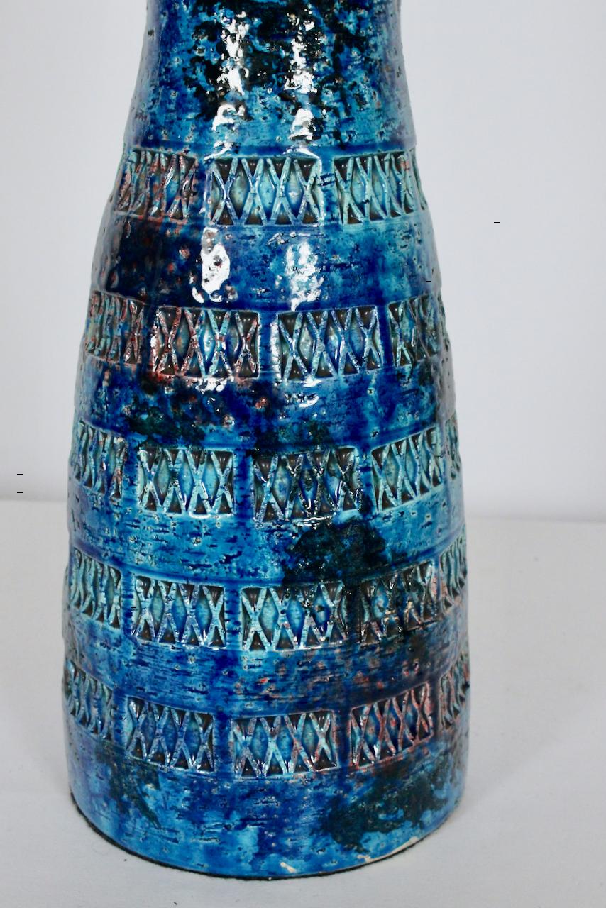 Aldo Londi for Bitossi Incised Rimini Blue Toned Pottery Table Lamp, 1950's For Sale 8