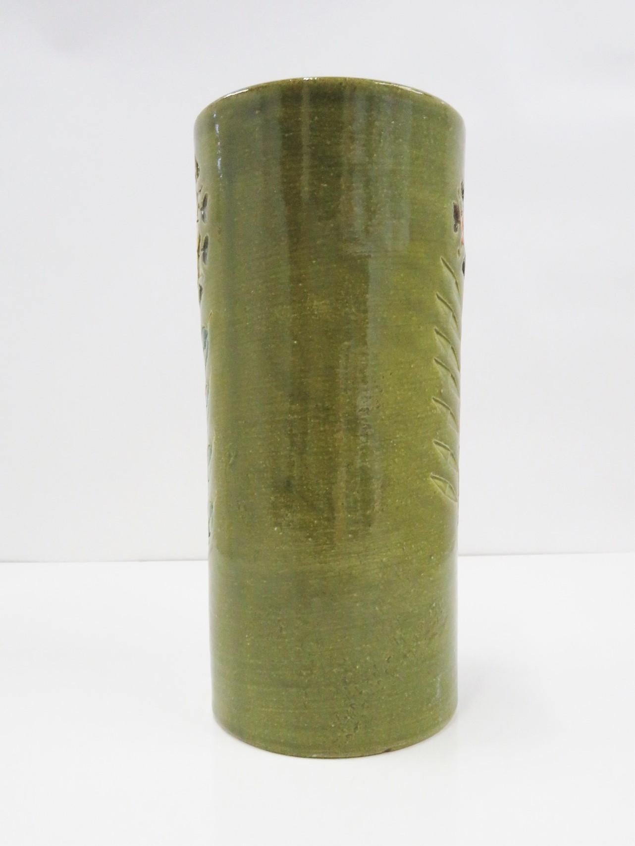 Aldo Londi for Bitossi Italian Mid-Century Modern Cylindrical Pottery Vase 1960s For Sale 1