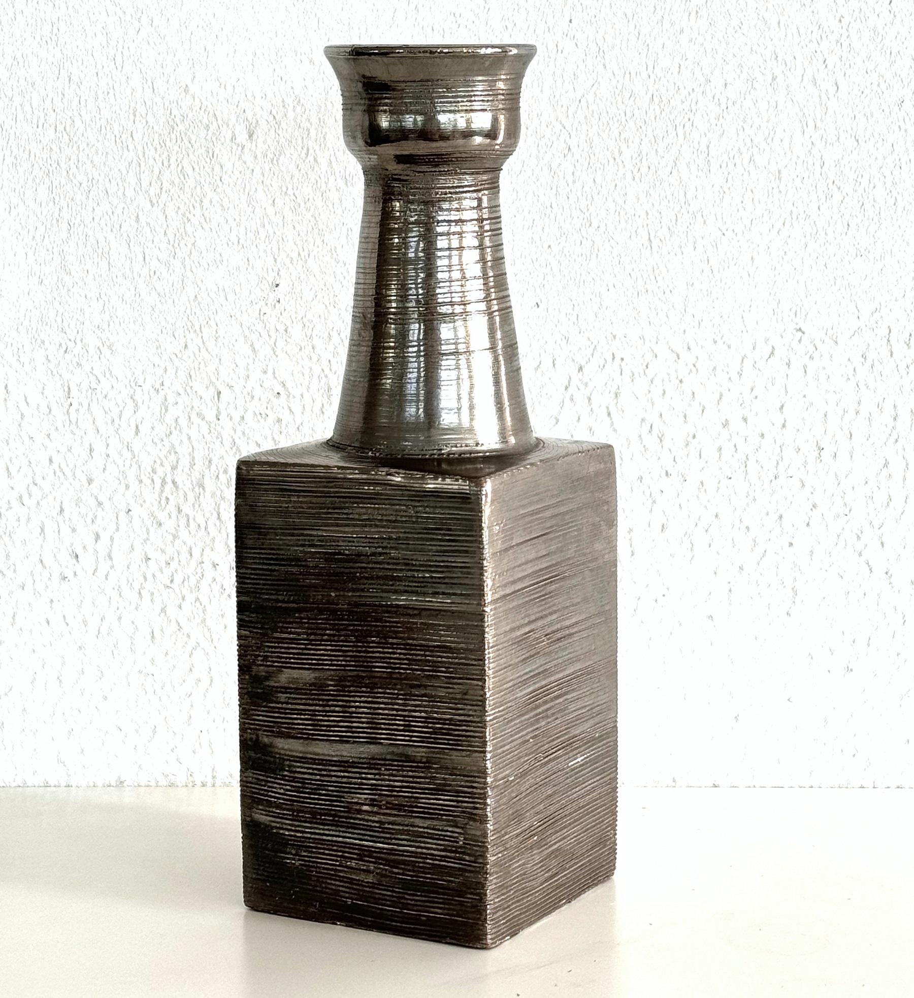 Fait main Aldo Londi pour Bitossi Vase en céramique italien du milieu du siècle, années 1960 en vente