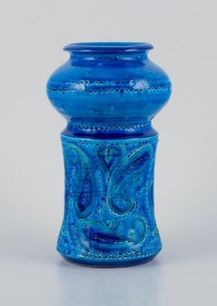 Aldo Londi for Bitossi, Italy, ceramic vase in azure blue glaze. 1960s/70s.