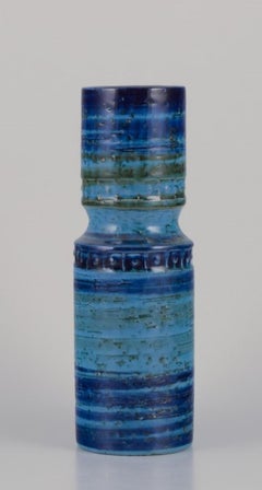 Aldo Londi pour Bitossi, Italie. Vase en céramique à glaçure verte et bleue.