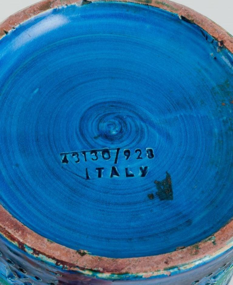 Late 20th Century Aldo Londi for Bitossi, Italy. Large cylindrical ceramic vase.