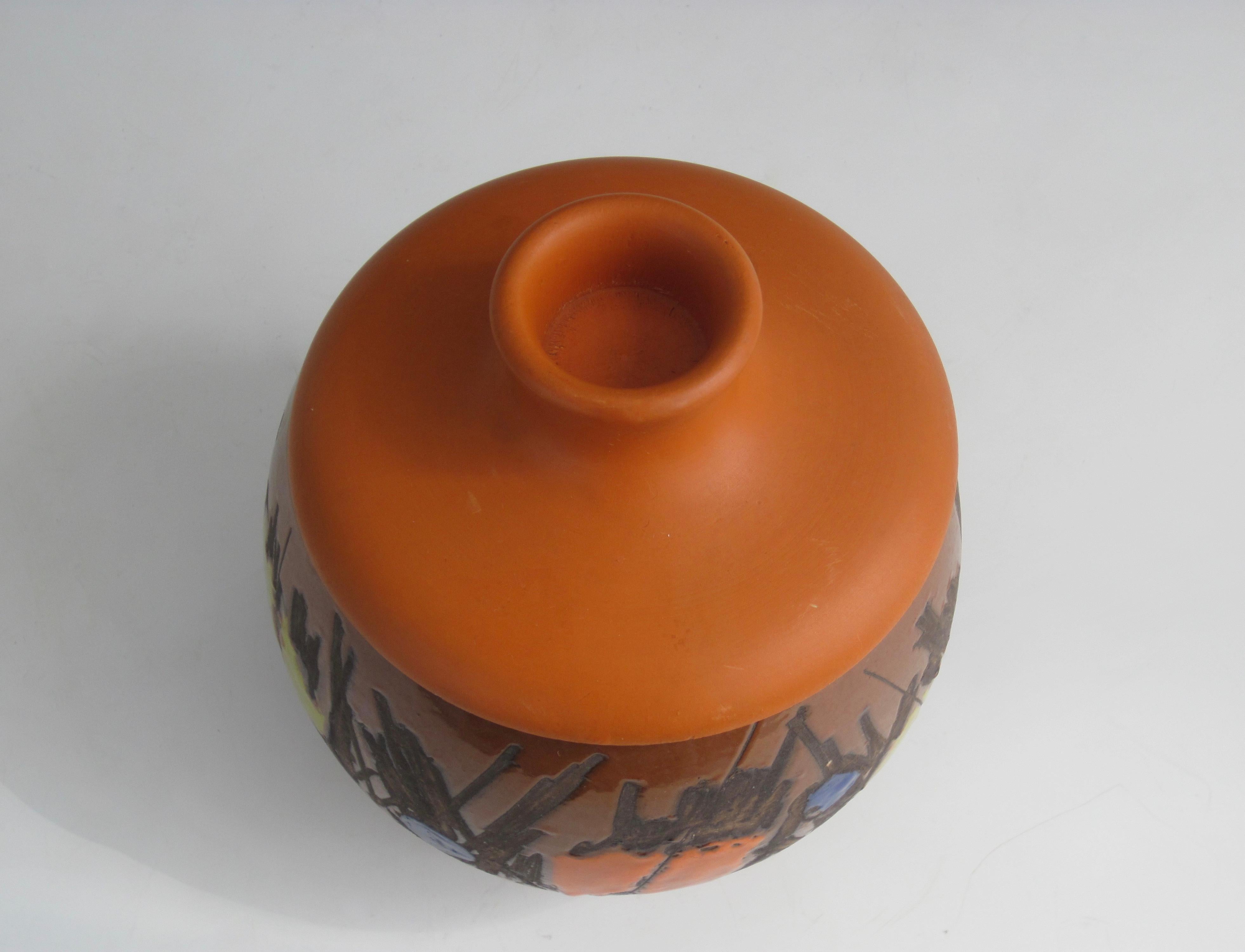 Bitossi for Raymor Lidded Pedestal Jar, 1960's In Good Condition For Sale In Ferndale, MI