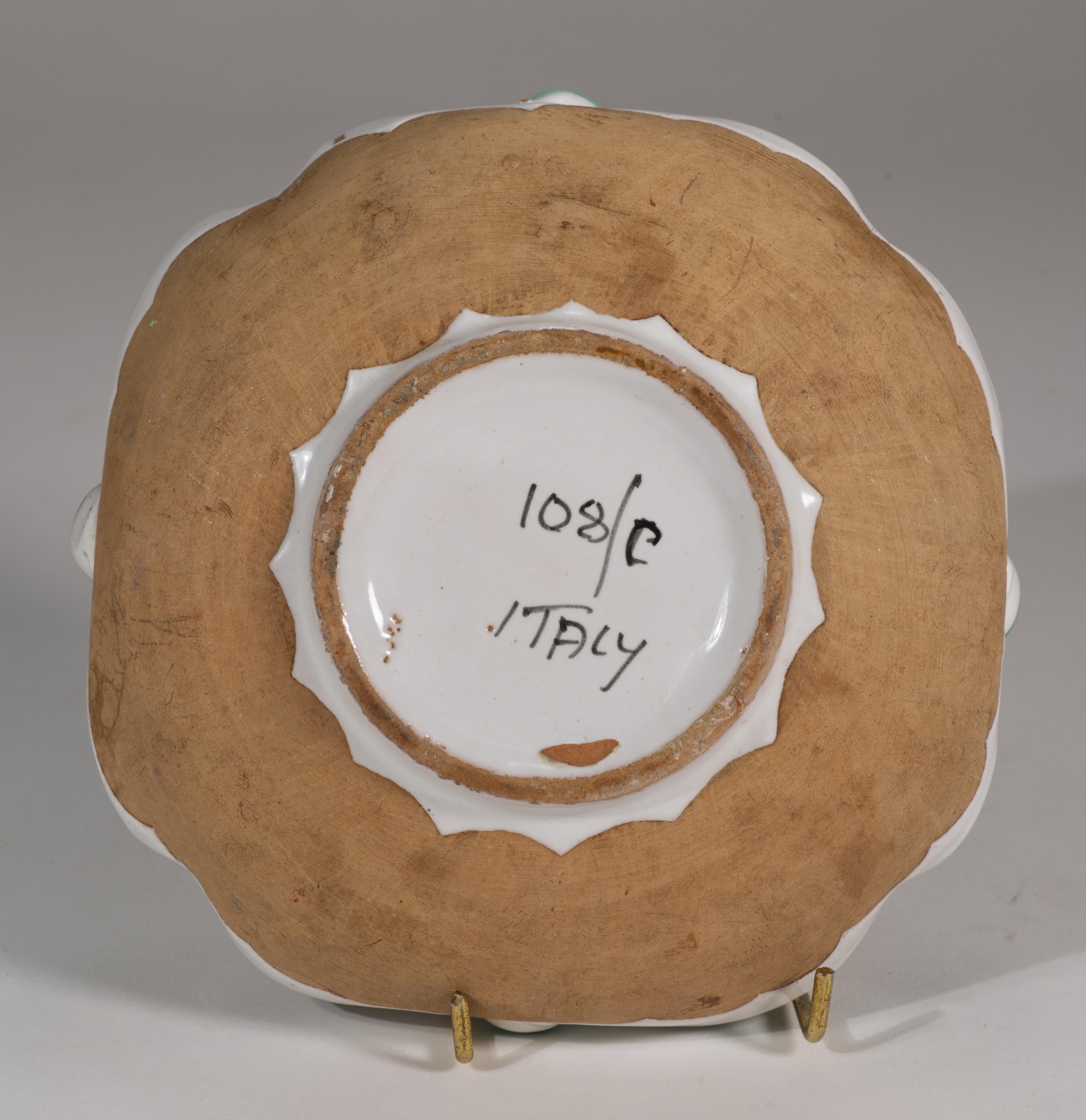 Cuenco o cenicero de mayólica Aldo Londi para Bitossi, Decoración de hojas, Italia Años 60 Moderno de mediados de siglo en venta