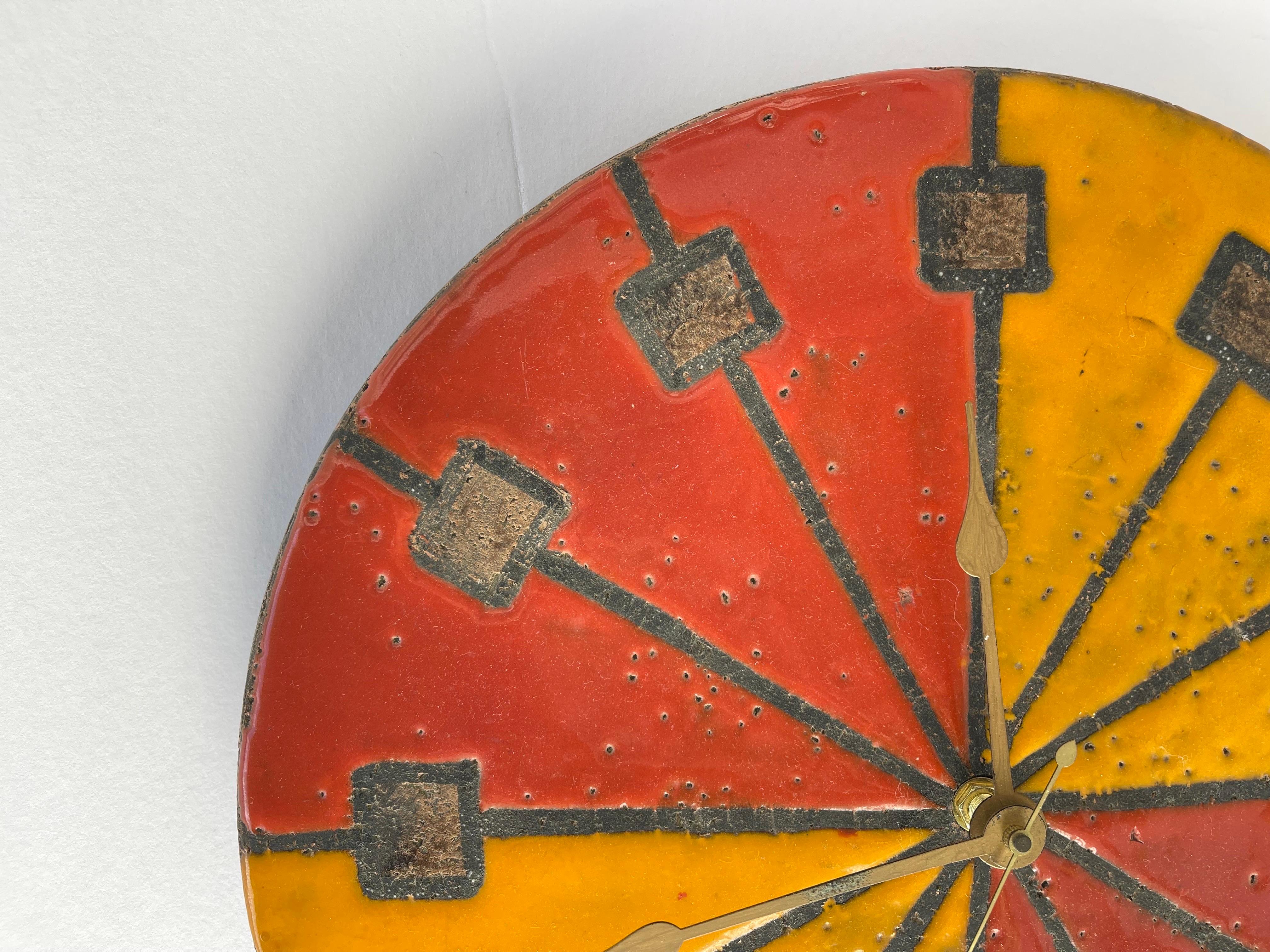 Aldo Londi for Bitossi Mid Century Ceramic Wall Clock  In Good Condition In Redding, CT
