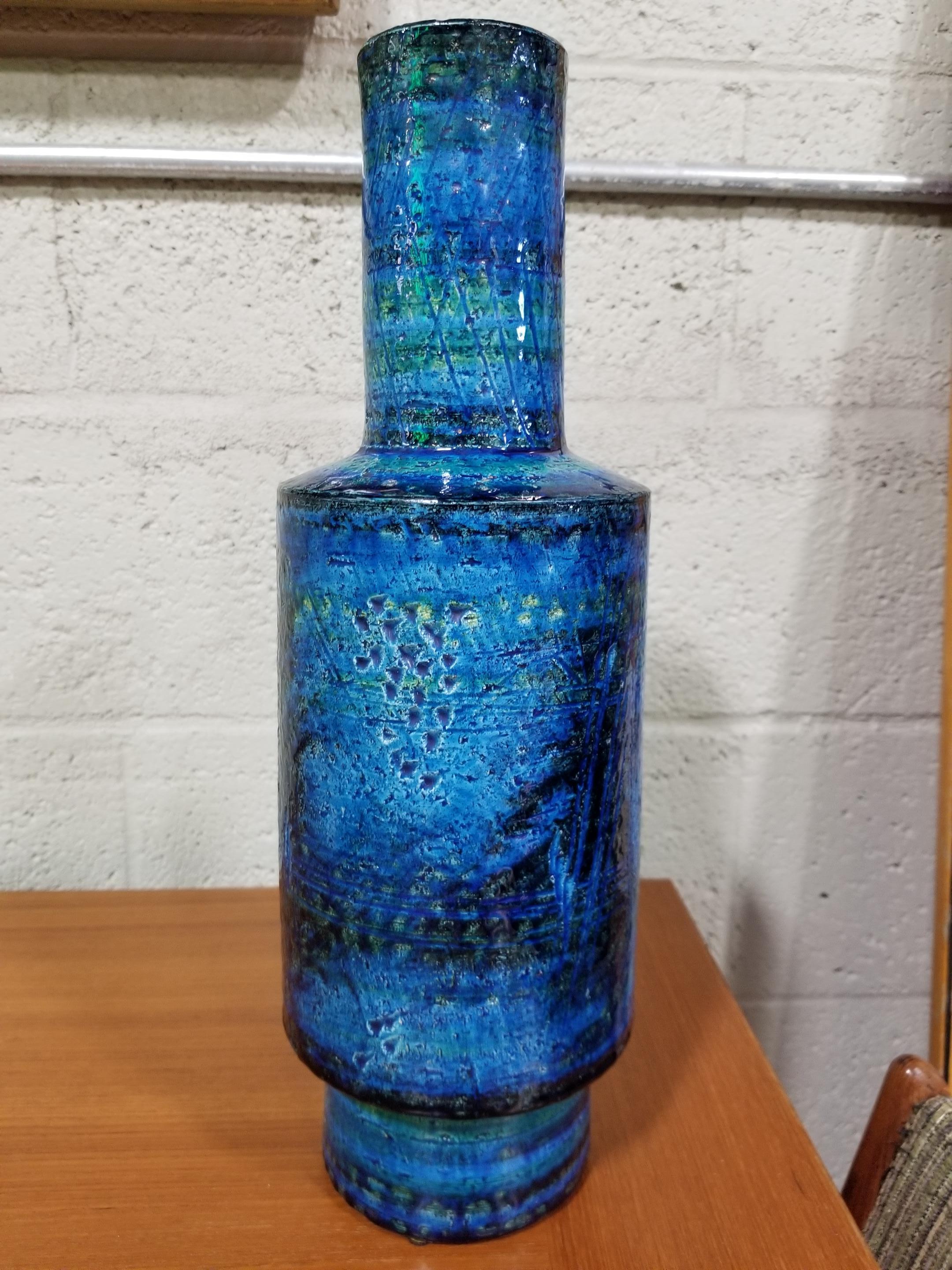 Aldo Londi for Bitossi Midcentury Italian Ceramic Vase In Good Condition In Fulton, CA