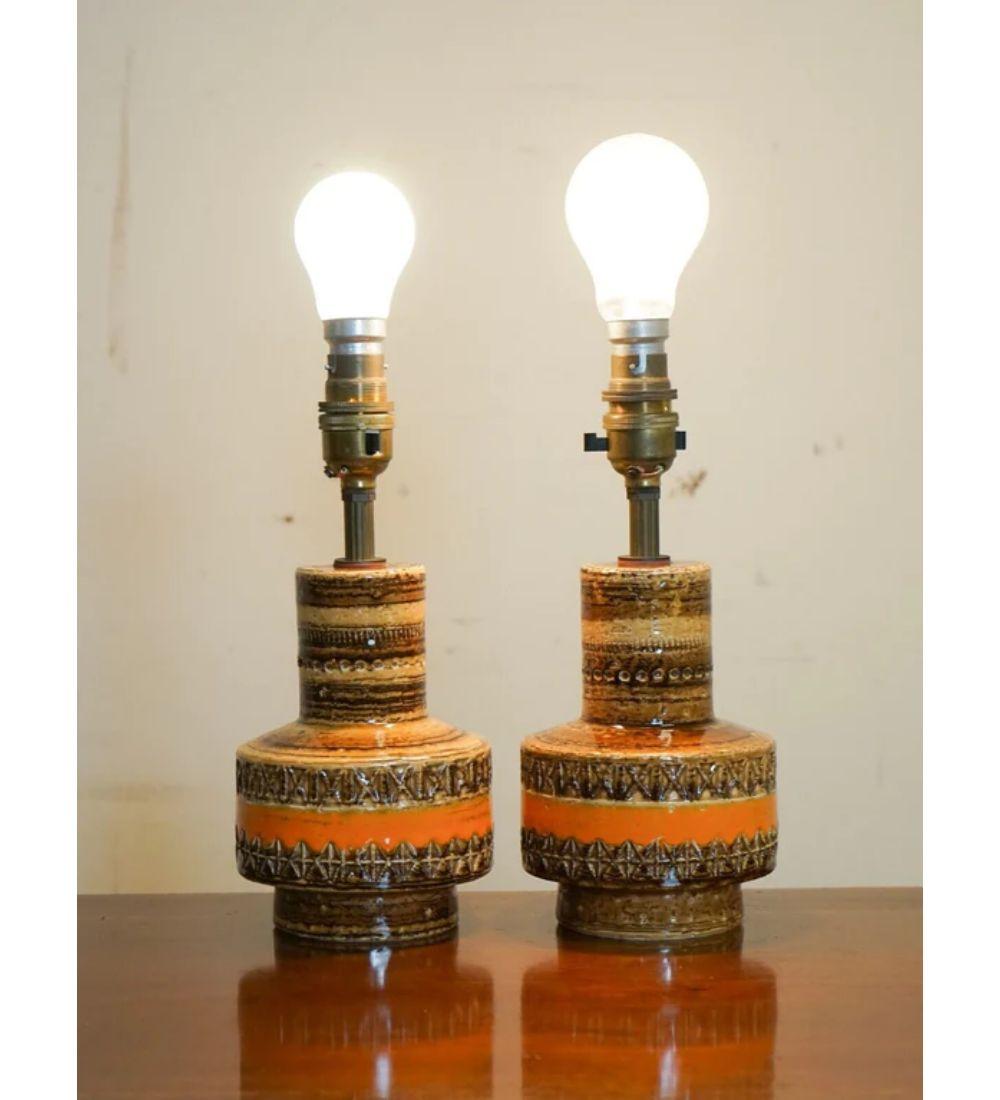 Mid-Century Modern Aldo Londi for Bitossi Pair of Italian Orange & Brown Ceramic Lamps For Sale