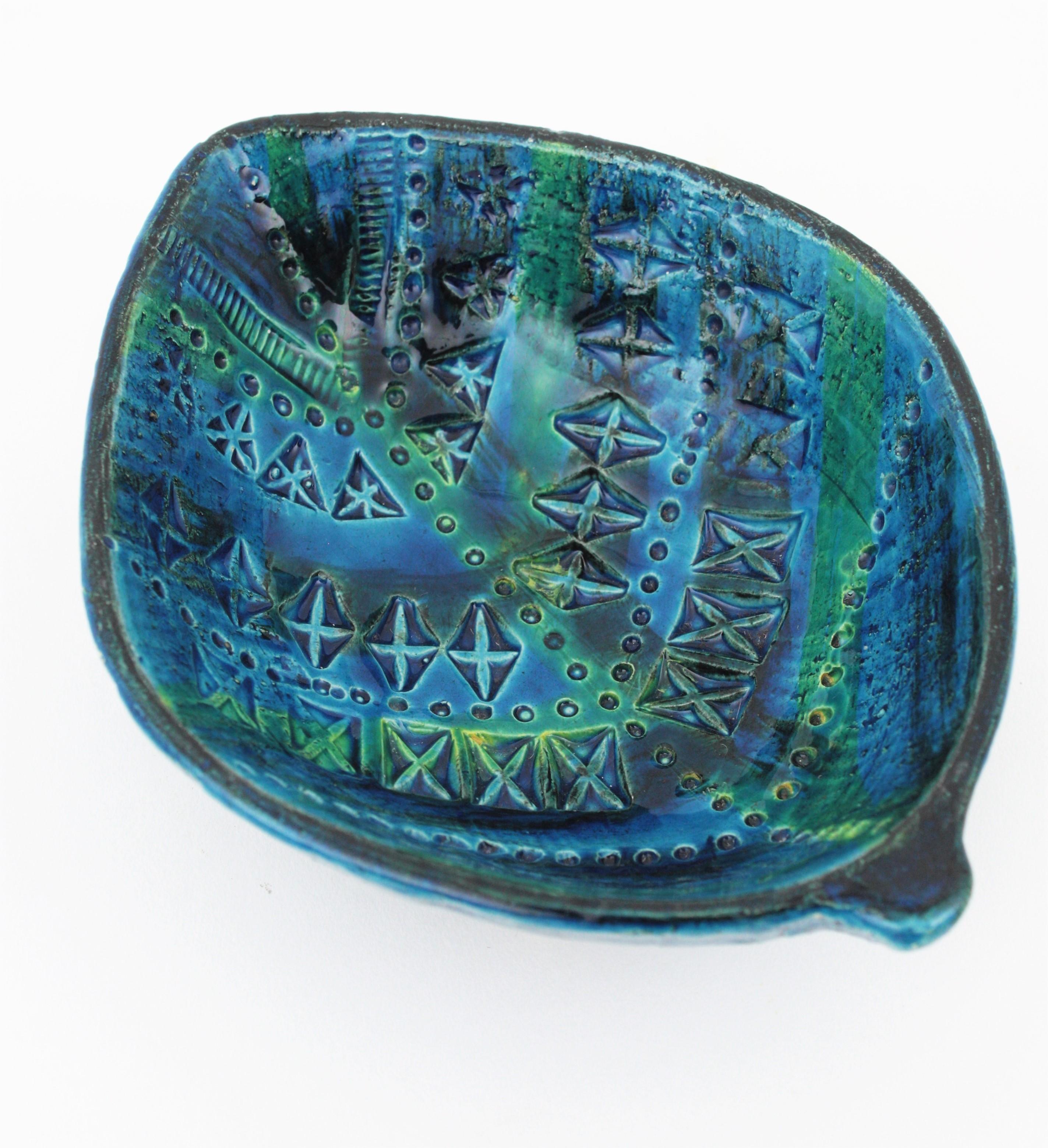 Aldo Londi for Bitossi Rimini Blu Leaf Shaped Glazed Ceramic Bowl / Ashtray For Sale 2